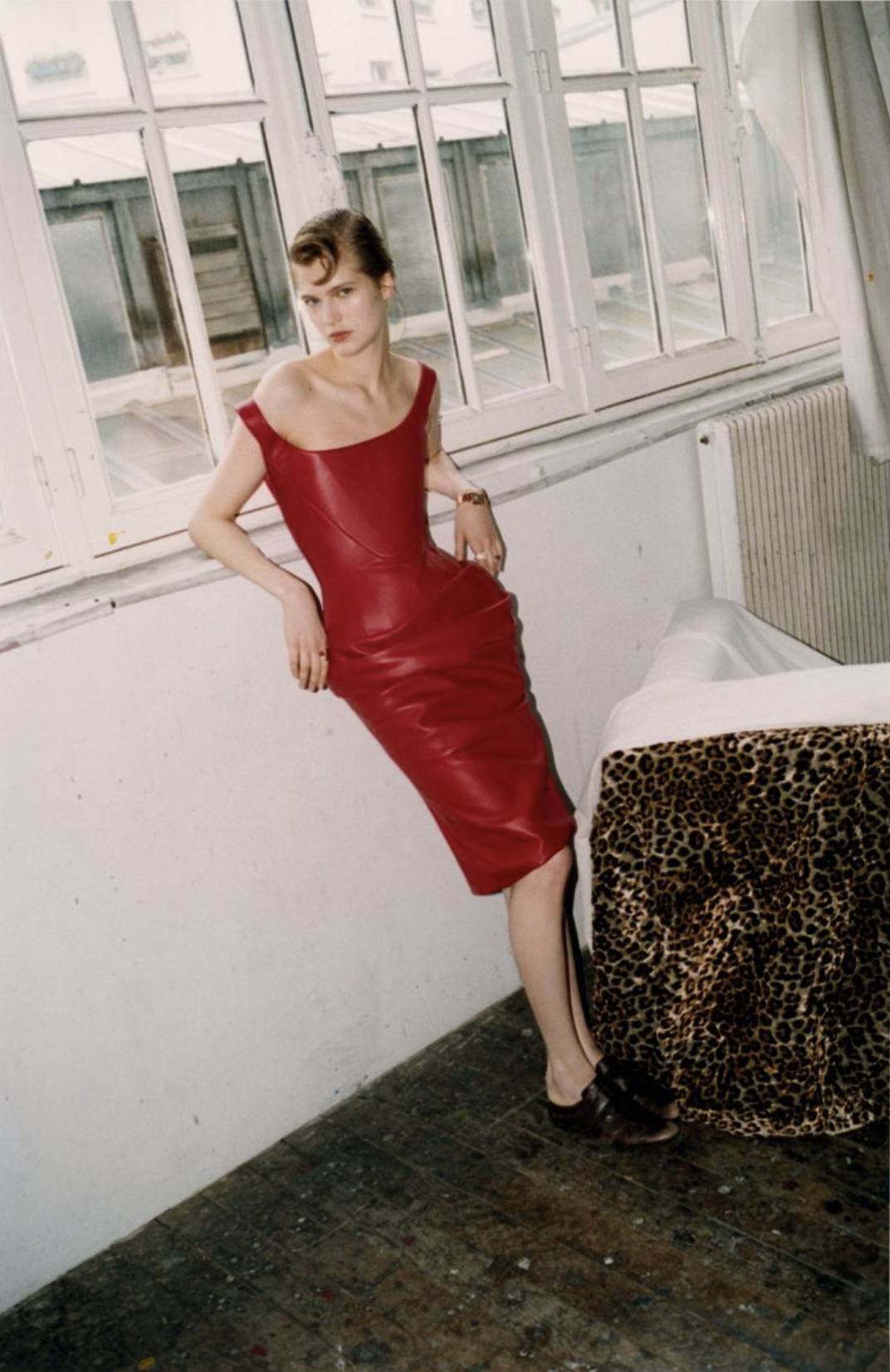 Aivita-Muze-by-Jorin-Koers-Vogue-Turkey-December-2024-8.png