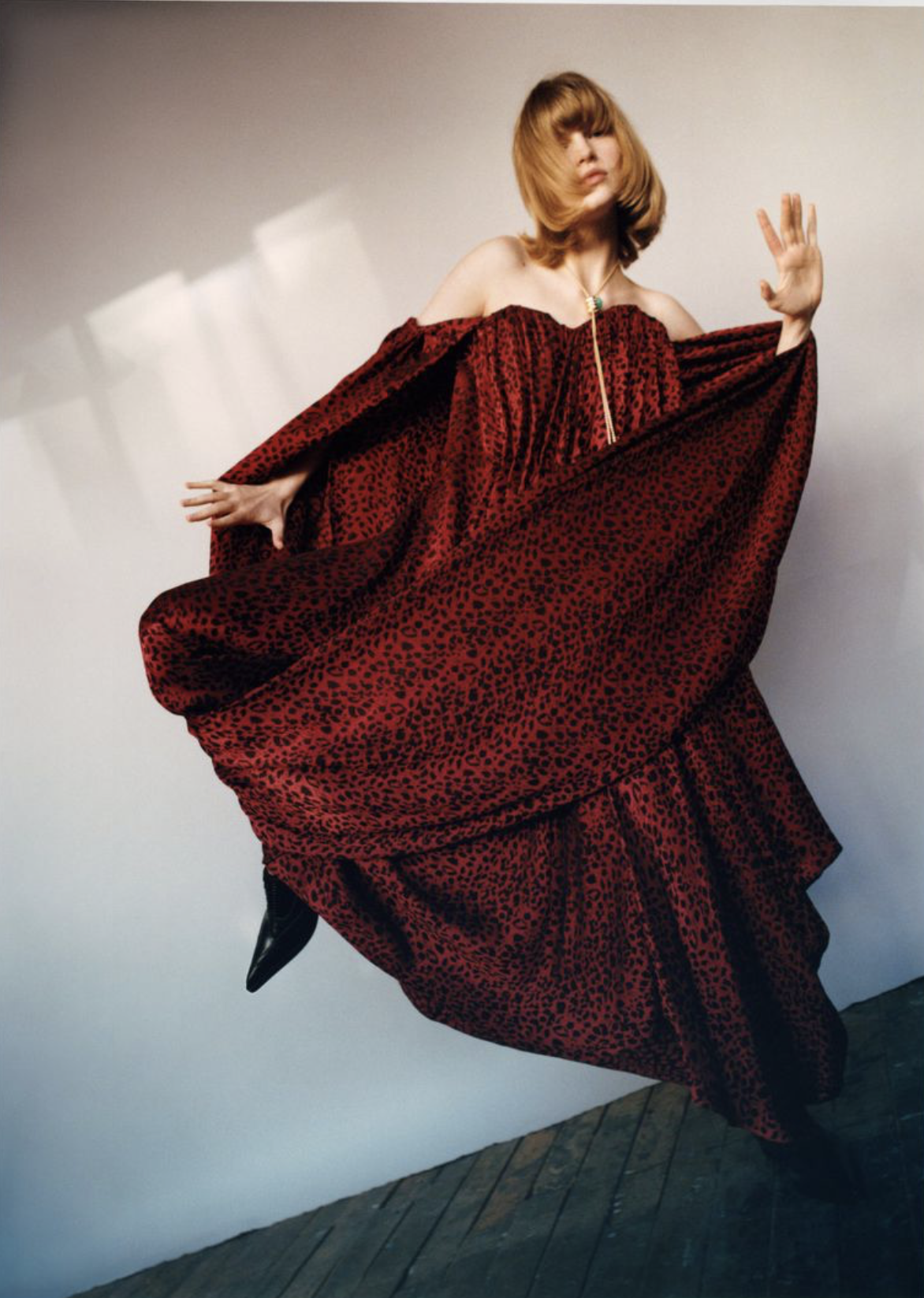 Aivita-Muze-by-Jorin-Koers-Vogue-Turkey-December-2024-16.png