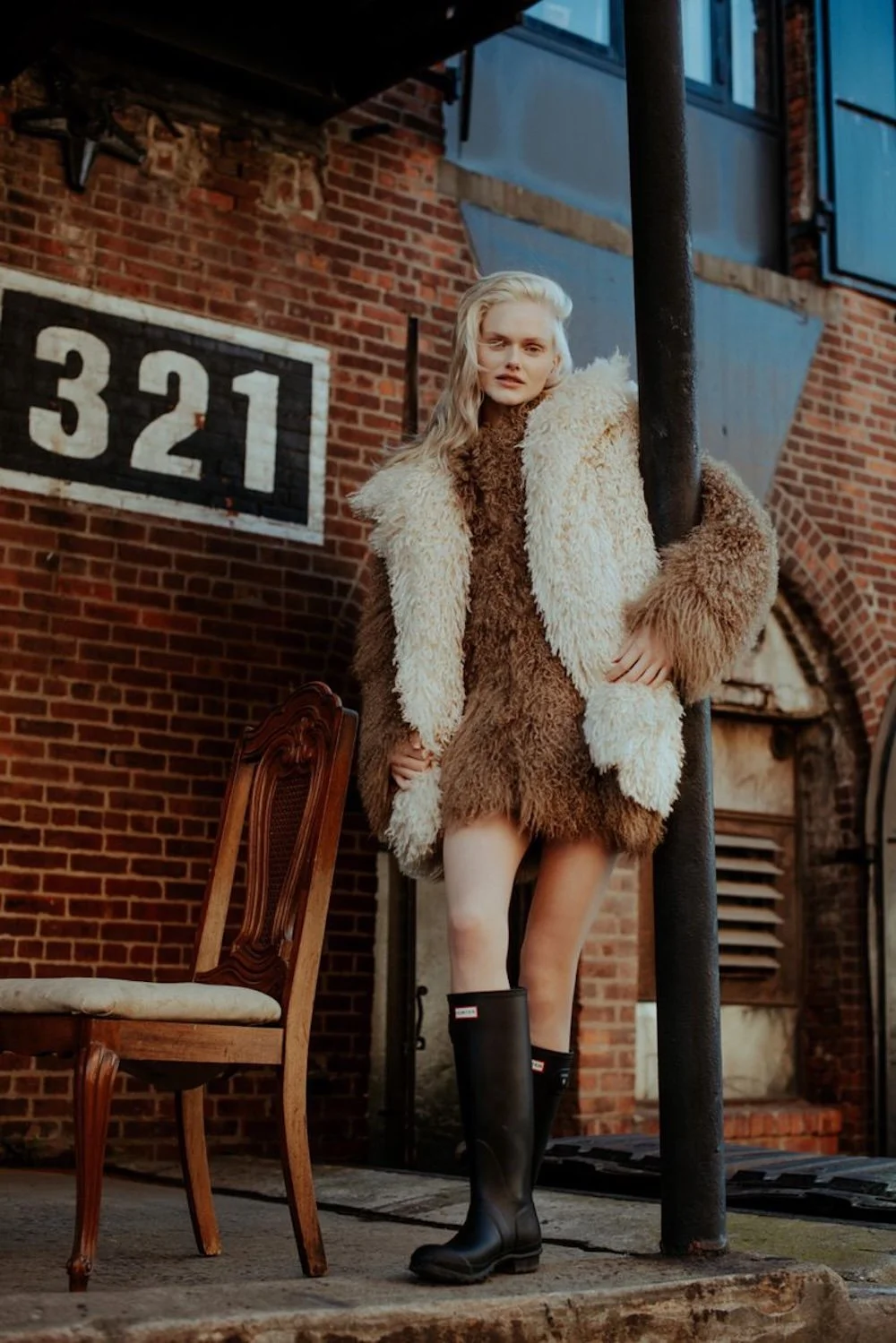 Lily-Chapman-by-Anka-Garbowska-Numero-Netherlands-December-2024-16.jpg