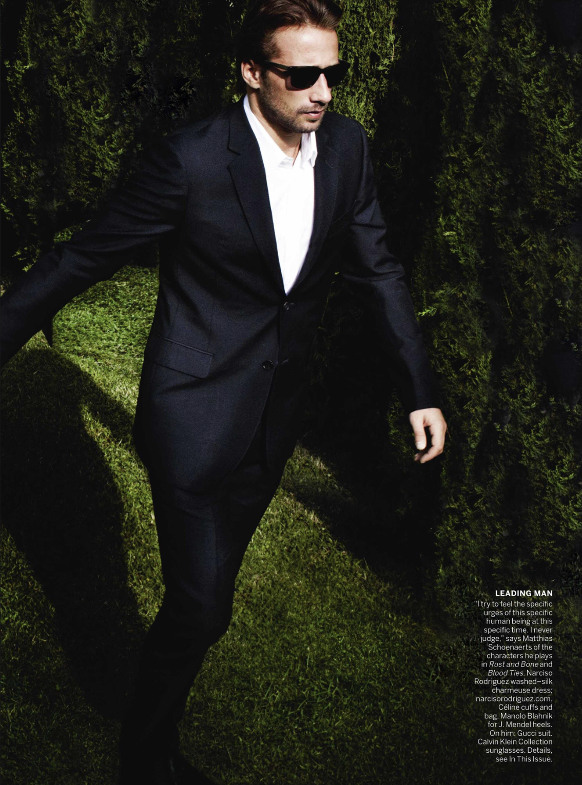 Mario-Testino-Swept-Away-Vogue-US-December-2012-5.png