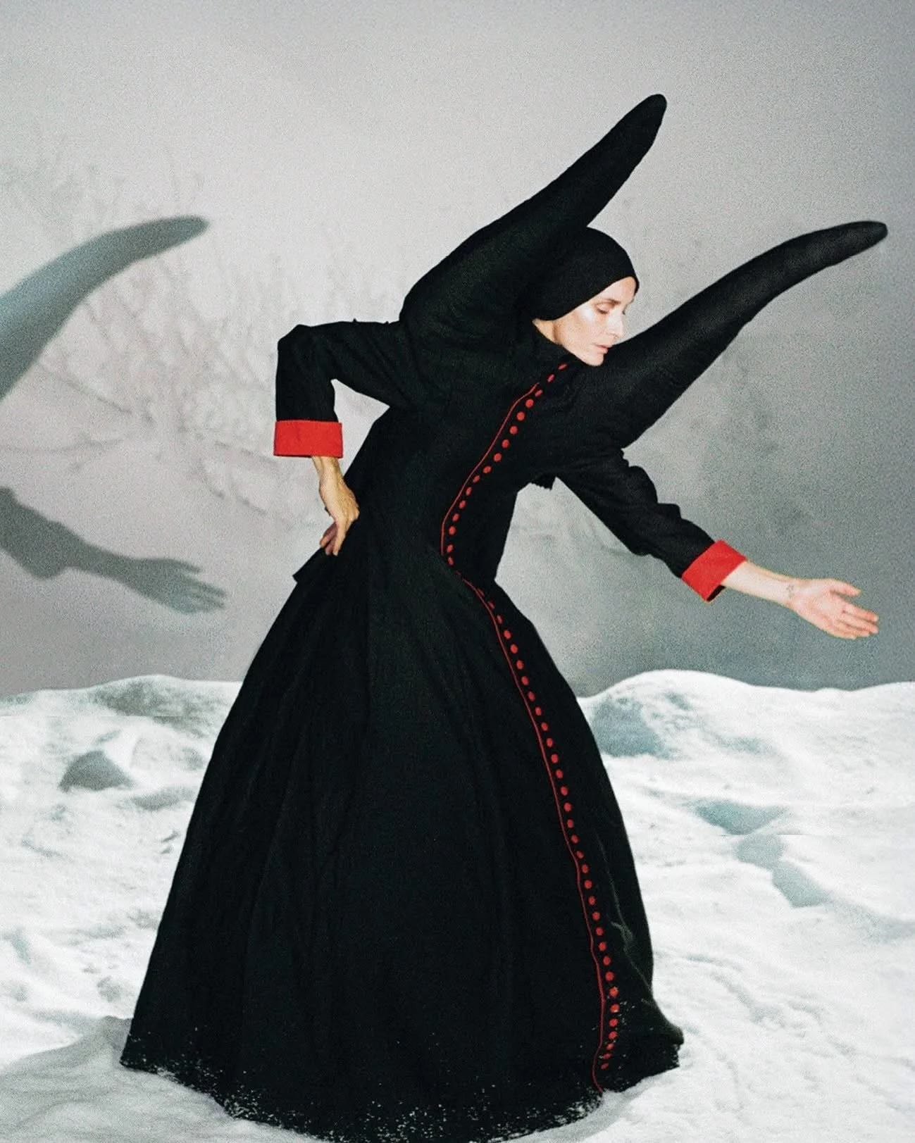 Georgina-Grenville-by-Fabrizio-del-Rincon-Vogue-Adria-Winter-2025-2.jpeg