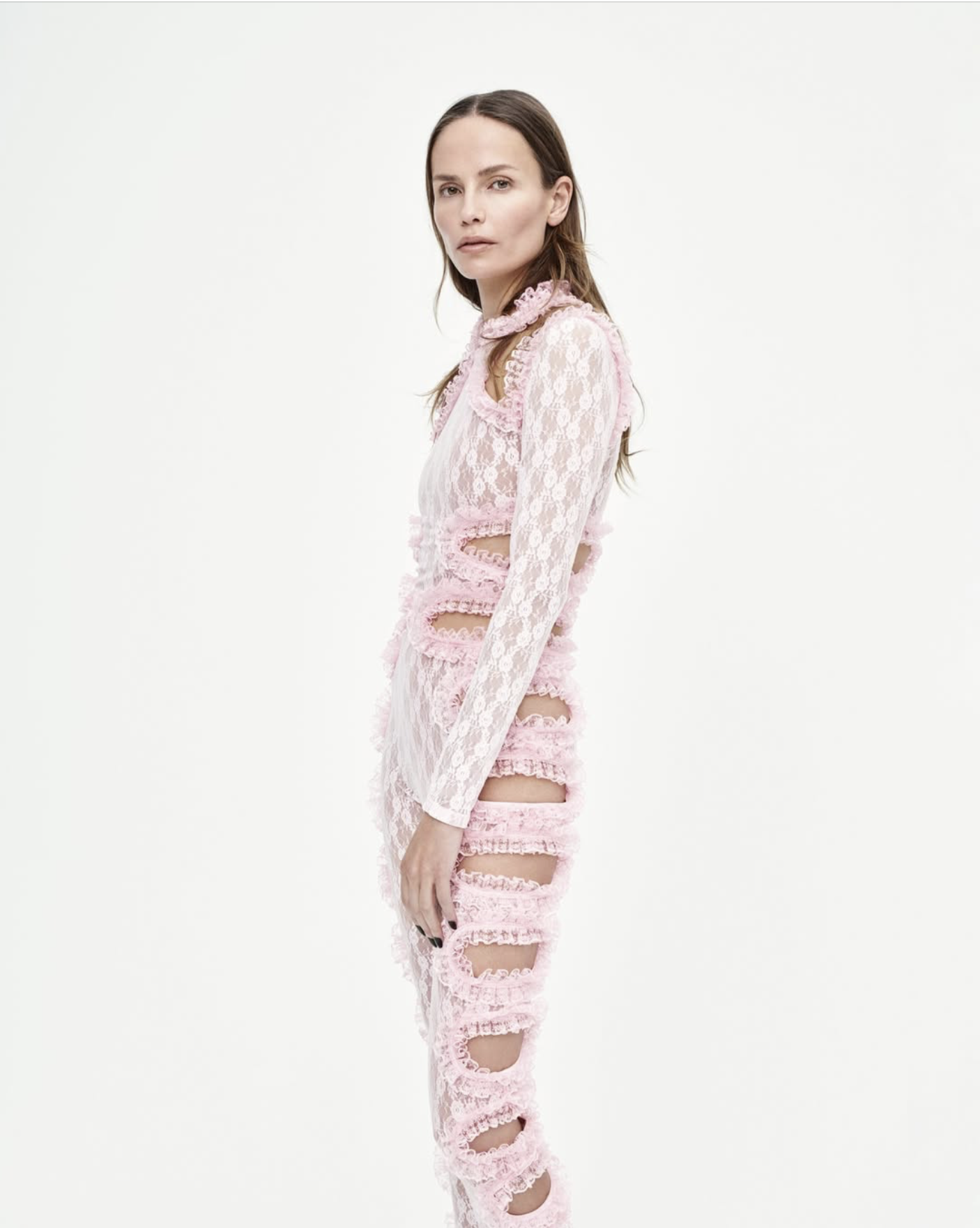Natasha-Poly-by-Willy-Vanderperre-Vogue-France-February-2025-5.png