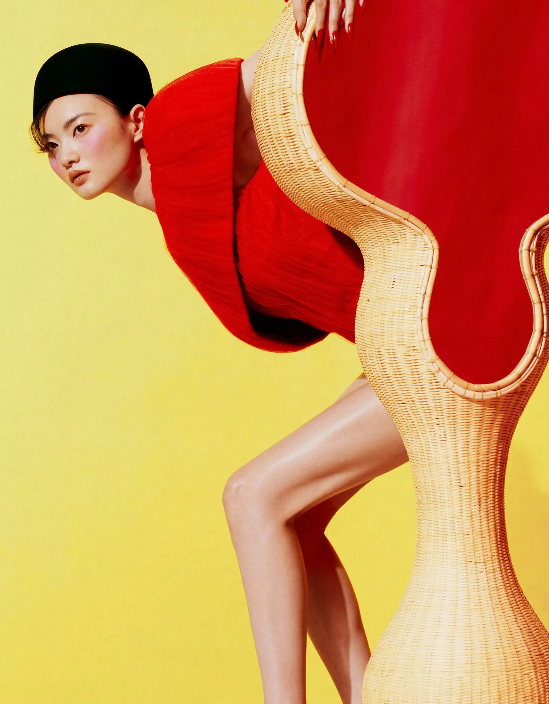 He-Cong-by-Trunk-Xu-Vogue-China-February-2025-13.jpg