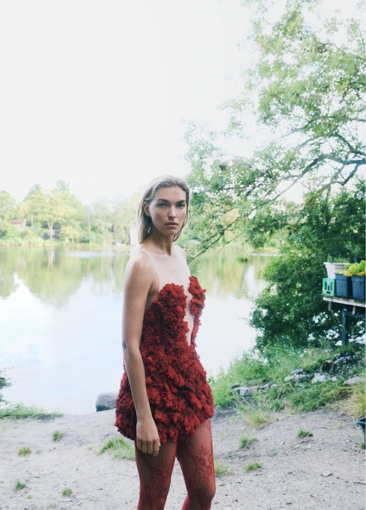 Arizona-Muse-by-Hasse-Nielsen-Vogue-Scandinavia-October-2024-1.png