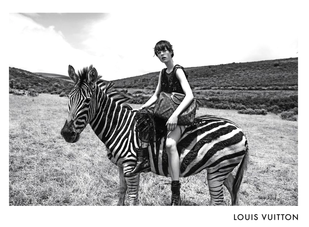 Louis-Vuitton-Spirit-of-Travel-Campaign-by-Peter-Lingbergh-14.png