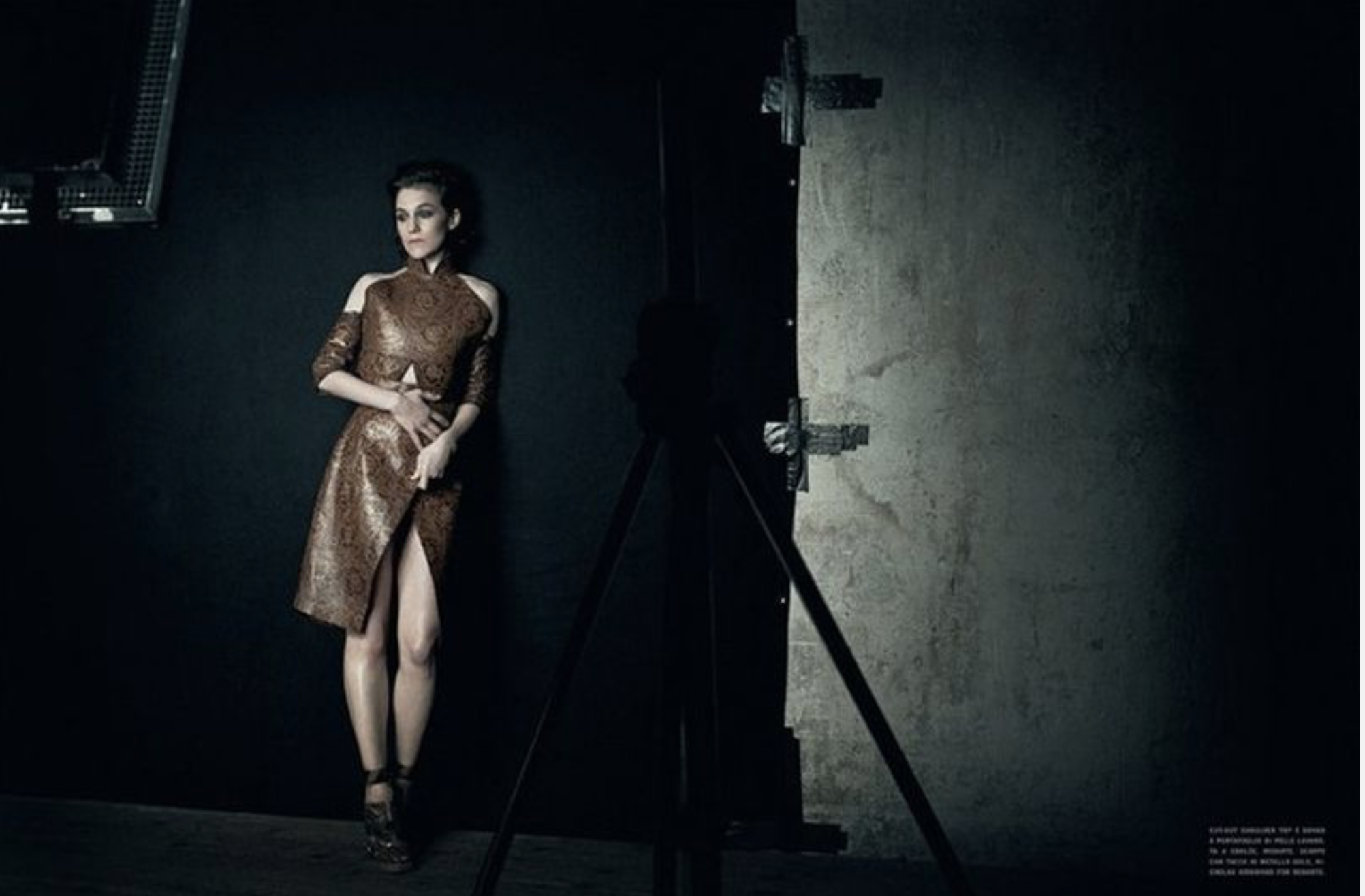 Charlotte-Gainsborough-by-Peter-Lindbergh-Vogue-Italia-January-2011-5.png
