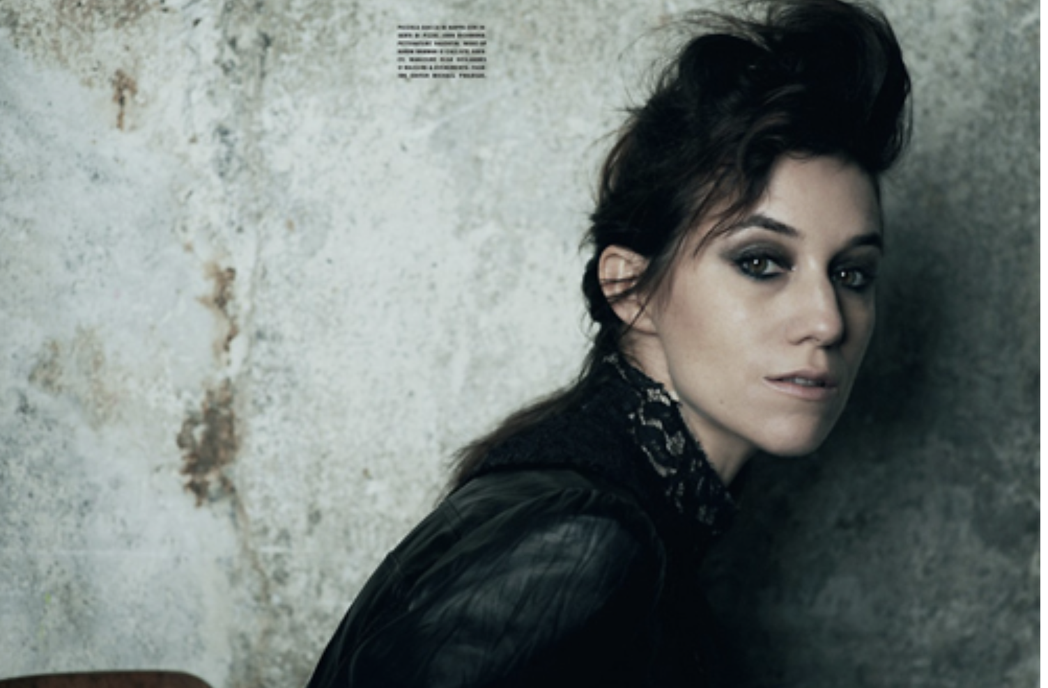 Charlotte-Gainsborough-by-Peter-Lindbergh-Vogue-Italia-January-2011-9.png