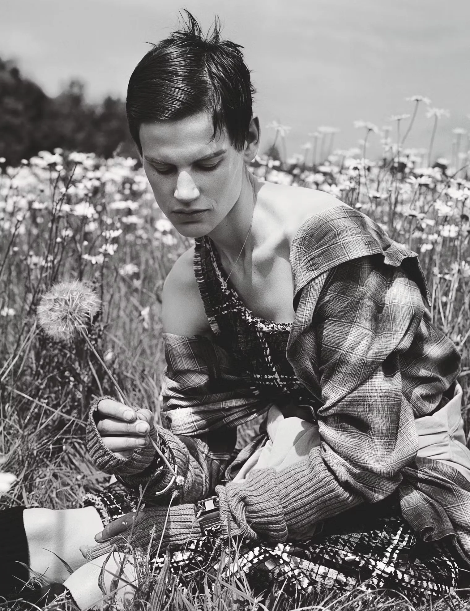 Alasdair-McLellan-Escape-W-Magazine-September-2017-7.jpeg