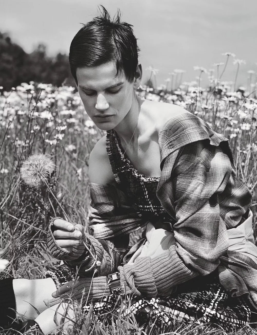 Alasdair-McLellan-Escape-W-Magazine-September-2017-7.jpeg