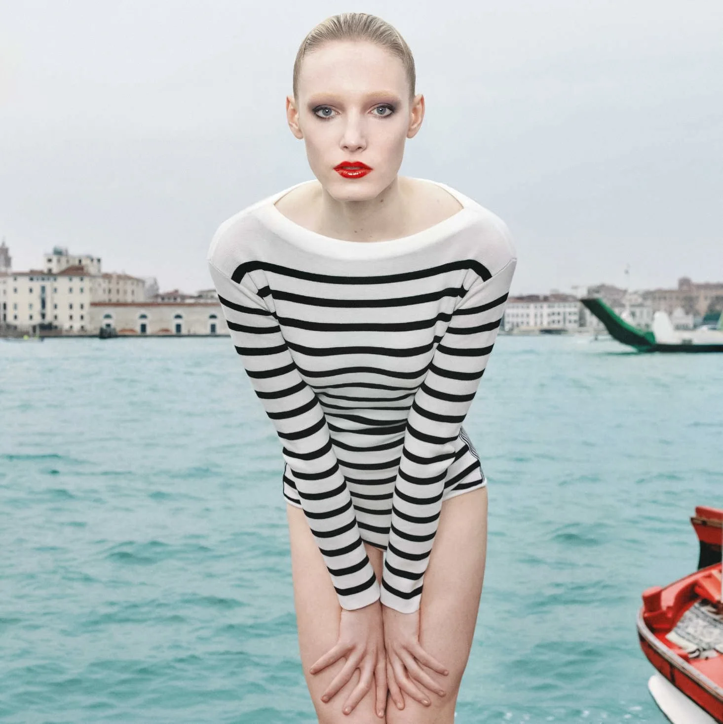 A-Winter-Fairytale-by-Julien-Martinez-Leclerc-D-La-Repubblica-volume-2--2025-1.jpg