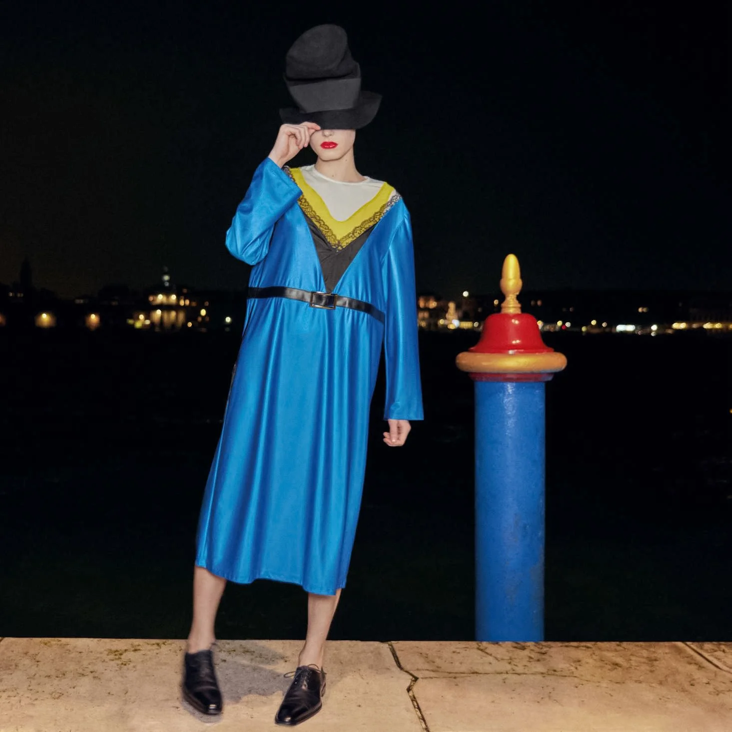A-Winter-Fairytale-by-Julien-Martinez-Leclerc-D-La-Repubblica-volume-2--2025-3.jpg