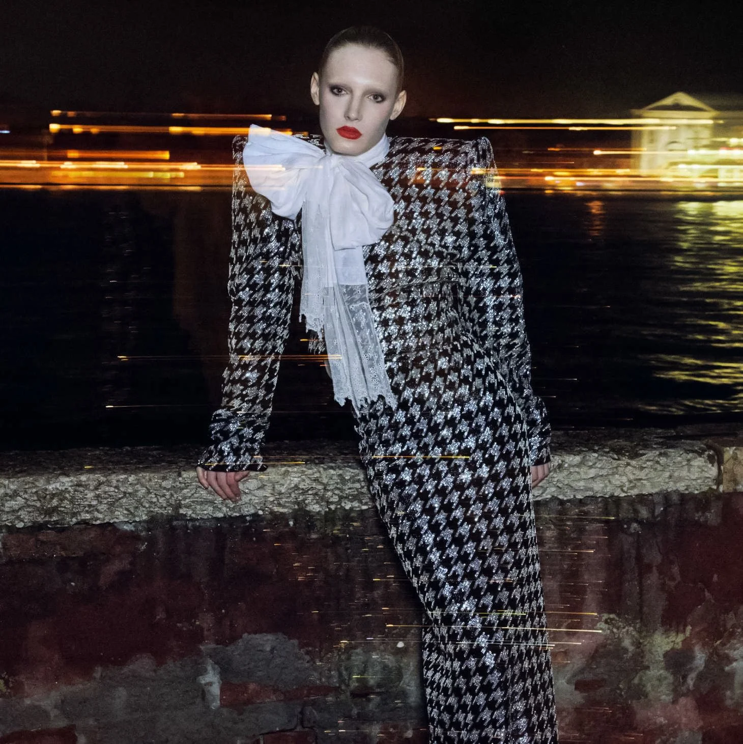 A-Winter-Fairytale-by-Julien-Martinez-Leclerc-D-La-Repubblica-volume-2--2025-10.jpg