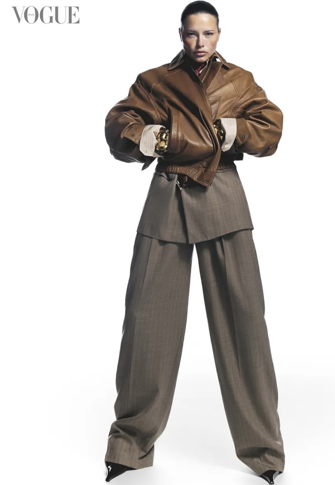 Adriana-Lima-by-Zee-Nunes-Vogue-Brasil-March-2025-4.png