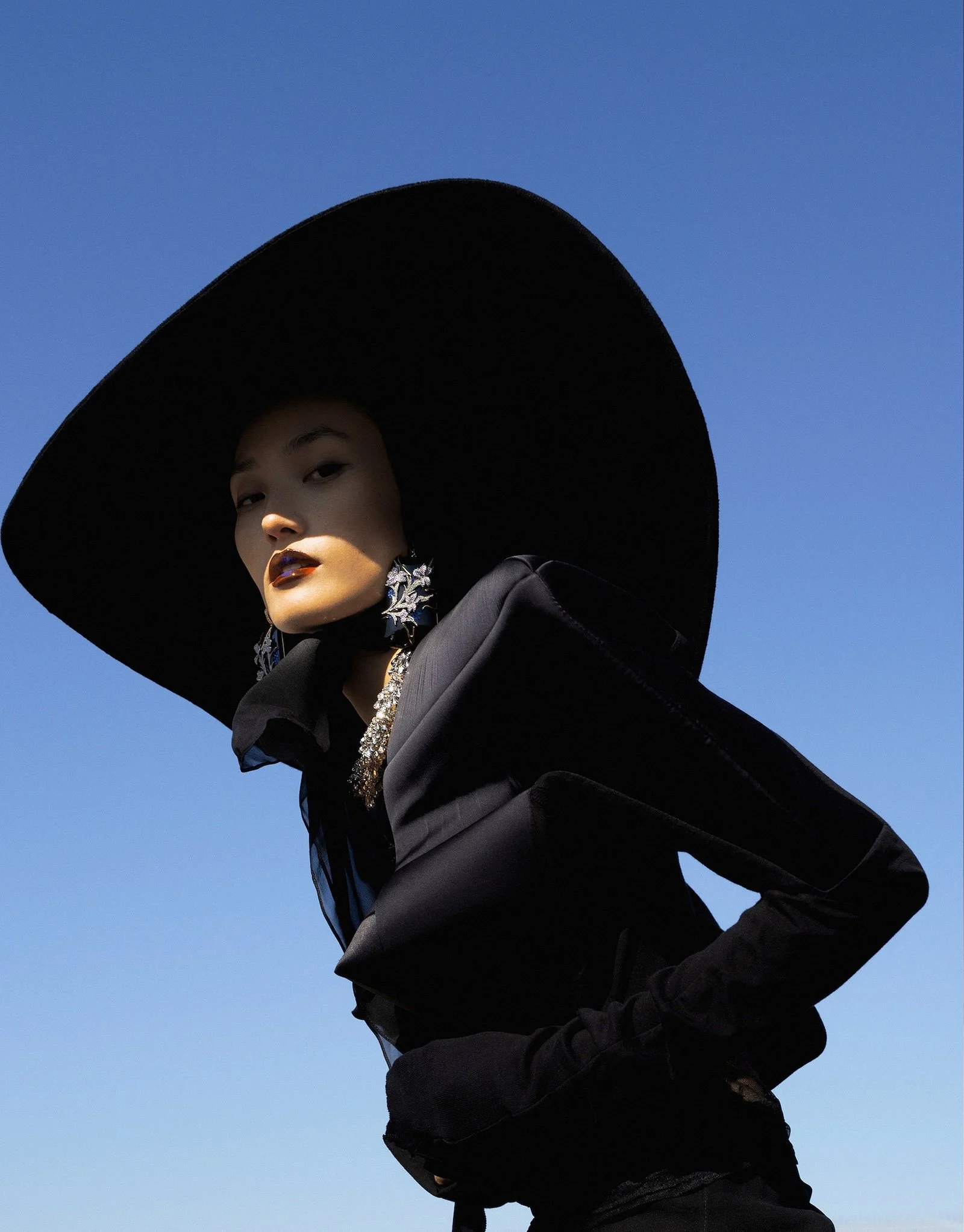 Lina-Zhang-by-Zhong-Lin-Marie-Claire-China-March-2015-27.jpg