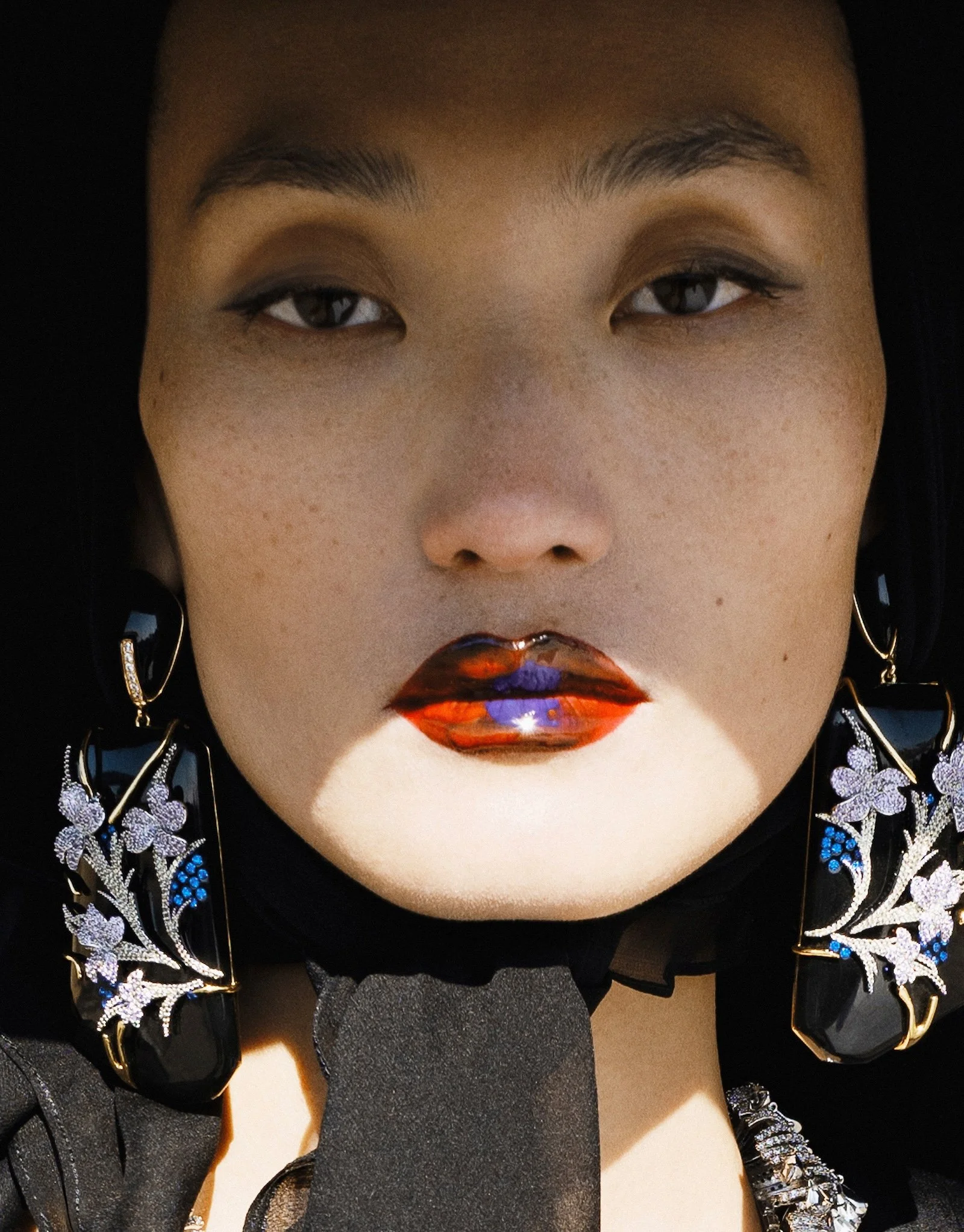 Lina-Zhang-by-Zhong-Lin-Marie-Claire-China-March-2015-16.jpg