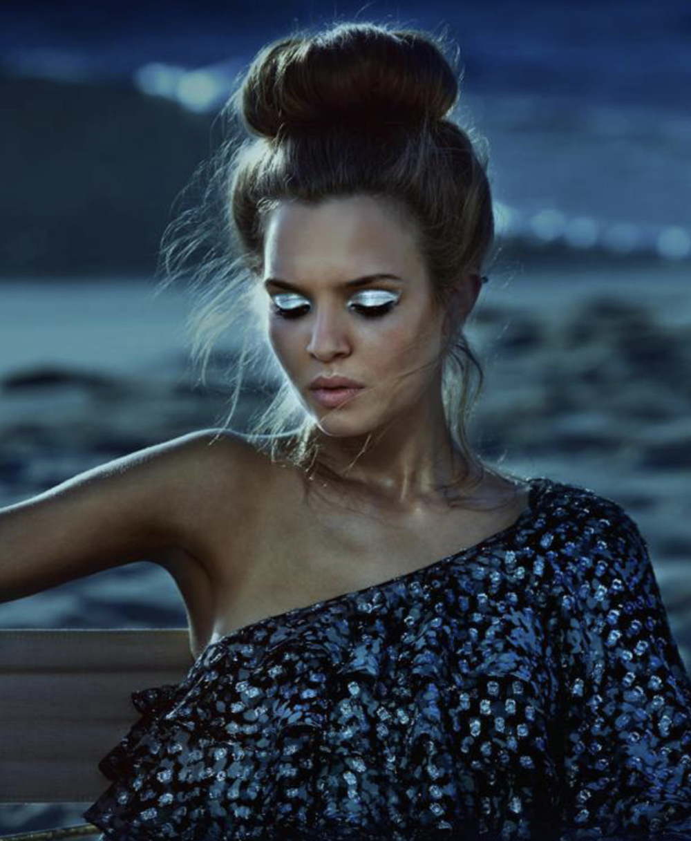 Josephine-Skriver-Chris-Colls-Porter-Magazine-5-Winter-2014--4.png