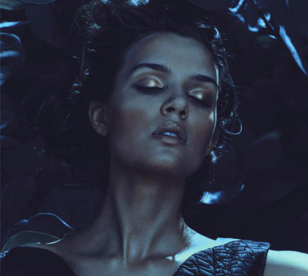 Josephine-Skriver-Chris-Colls-Porter-Magazine-5-Winter-2014--2.png