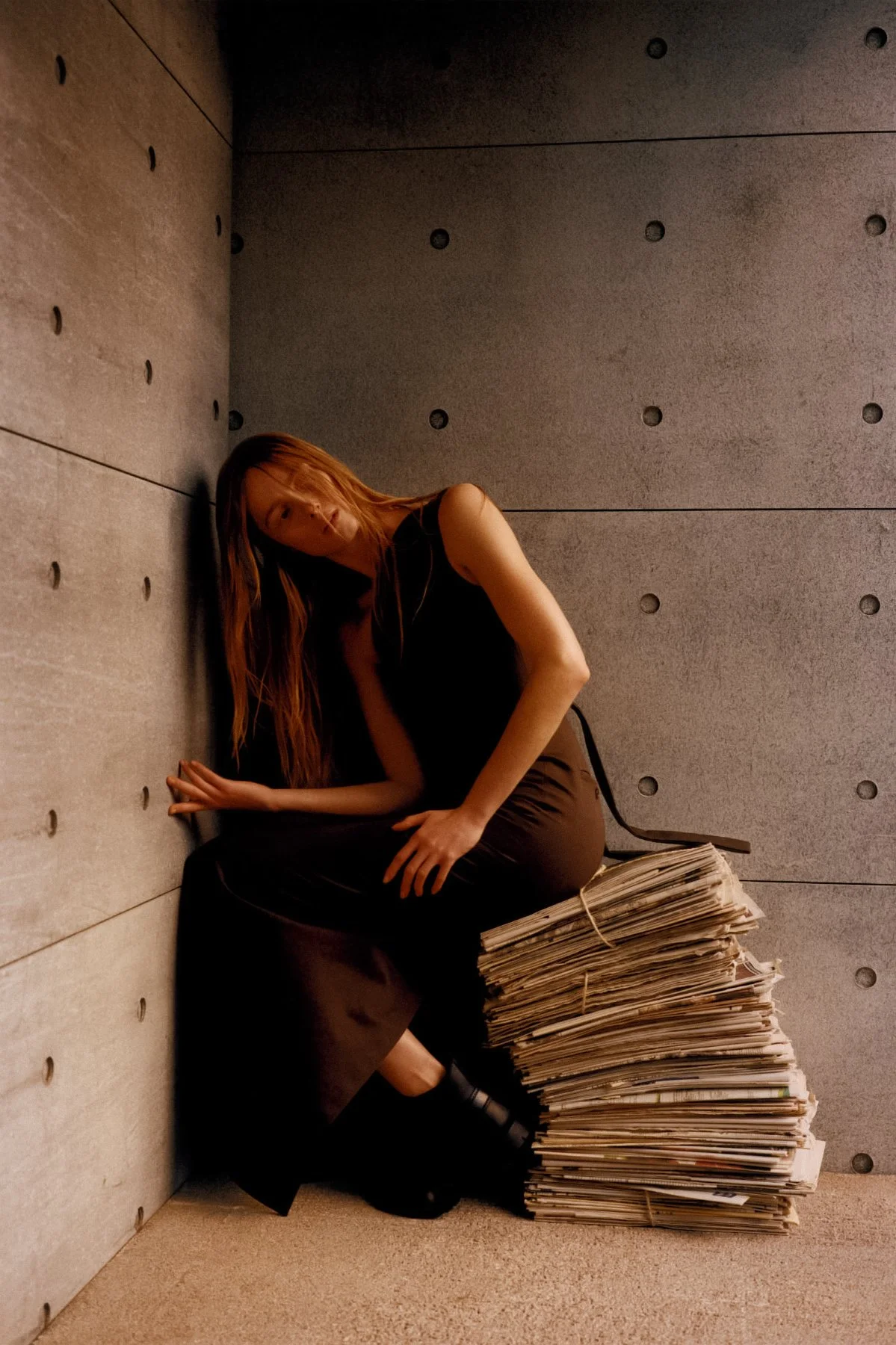 Rianne-Van-Rompaey-by-Colin-Dodgson-W-Magazine-Volume-1-2025-14.jpg