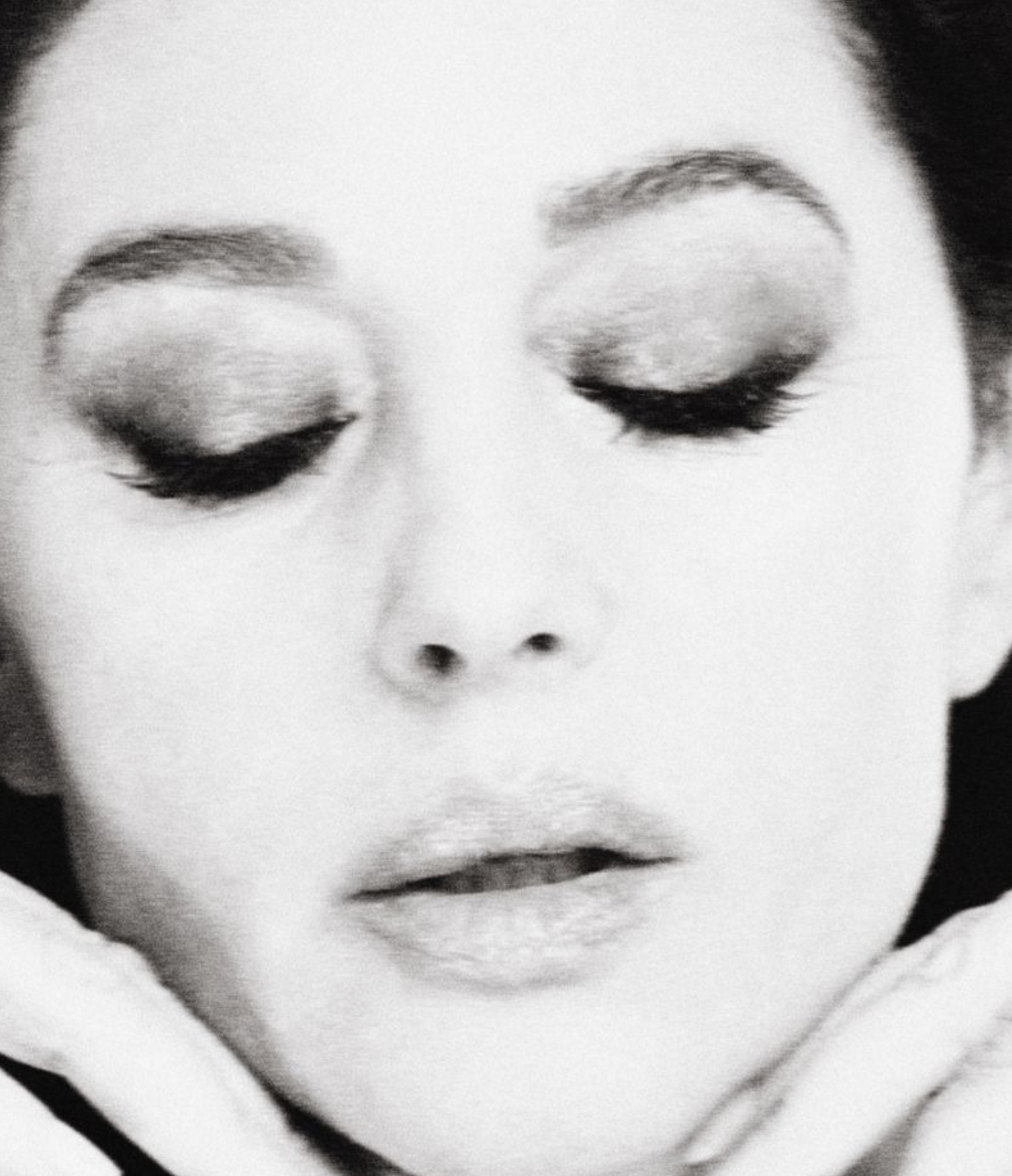 Monica-Bellucci-by-Jesus-IsnardTelva-January-2025--5.png