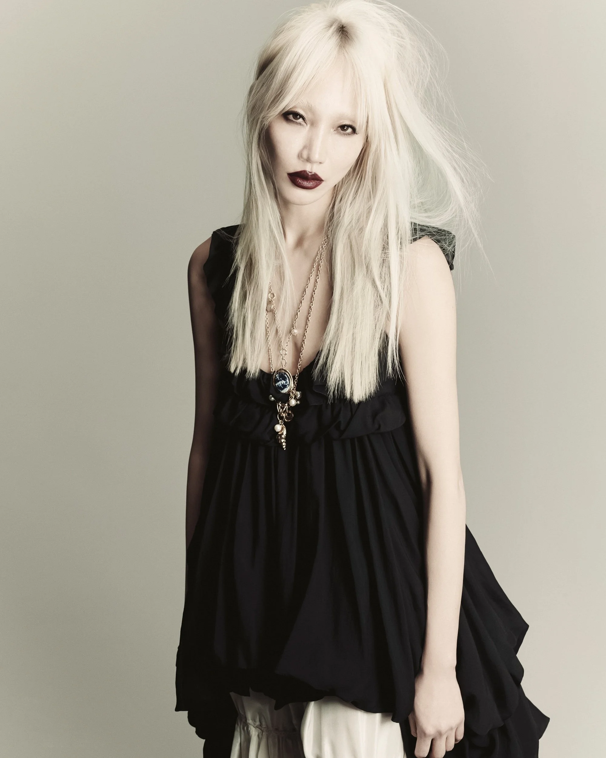 Soo-Joo-Park-by-Luigi-and-Iango-Vogue-Hong-Kong-April-2025-9.jpg