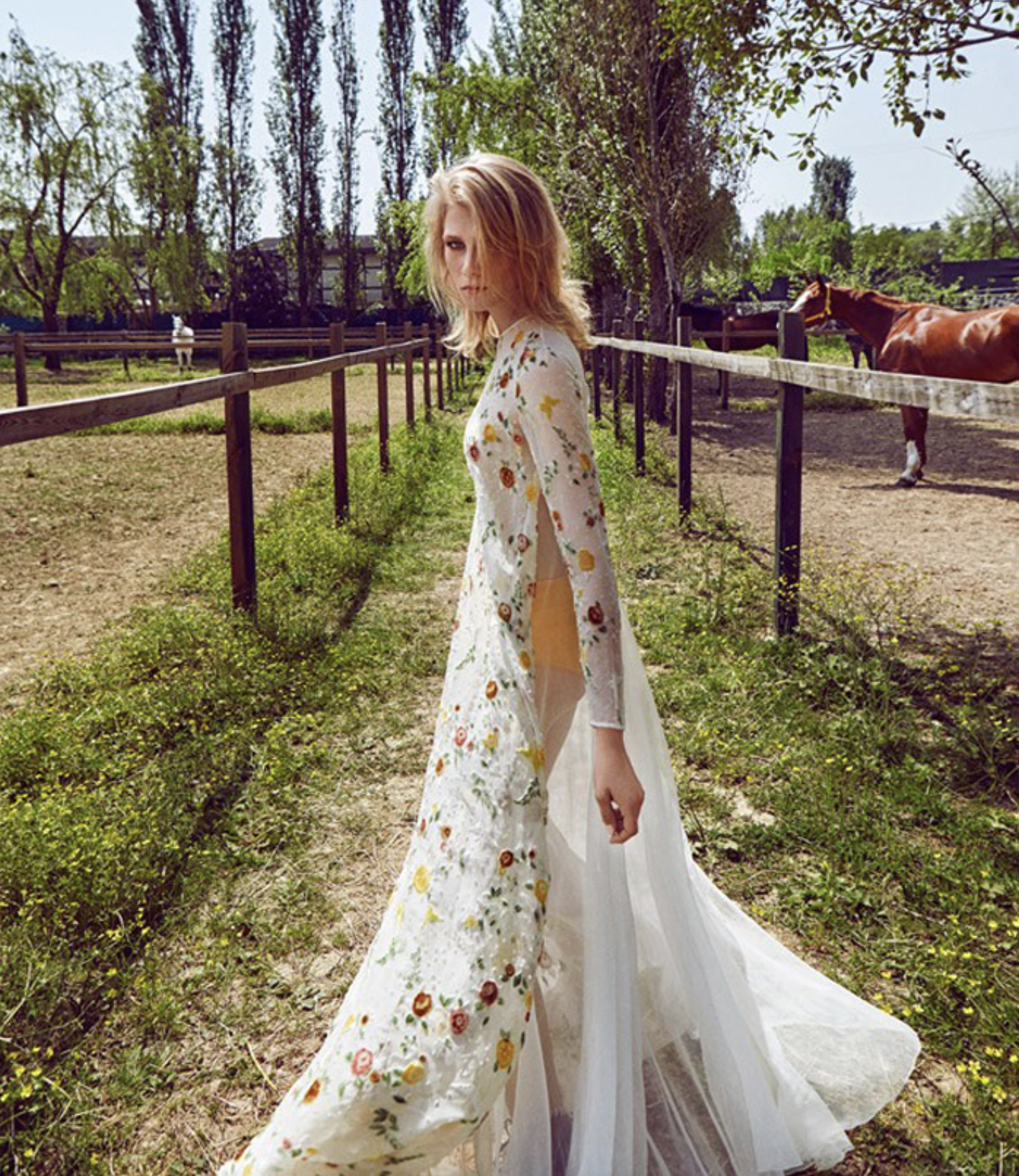 Manon-B-by-Koray-Parlak-ELLE Turkey-2015-3.png