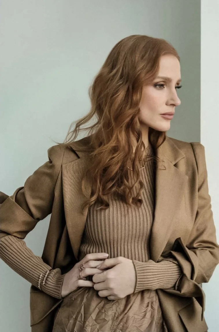 Jessica-Chastain-by-JUANKR-ELLE-Spain-April-2025-11.jpg