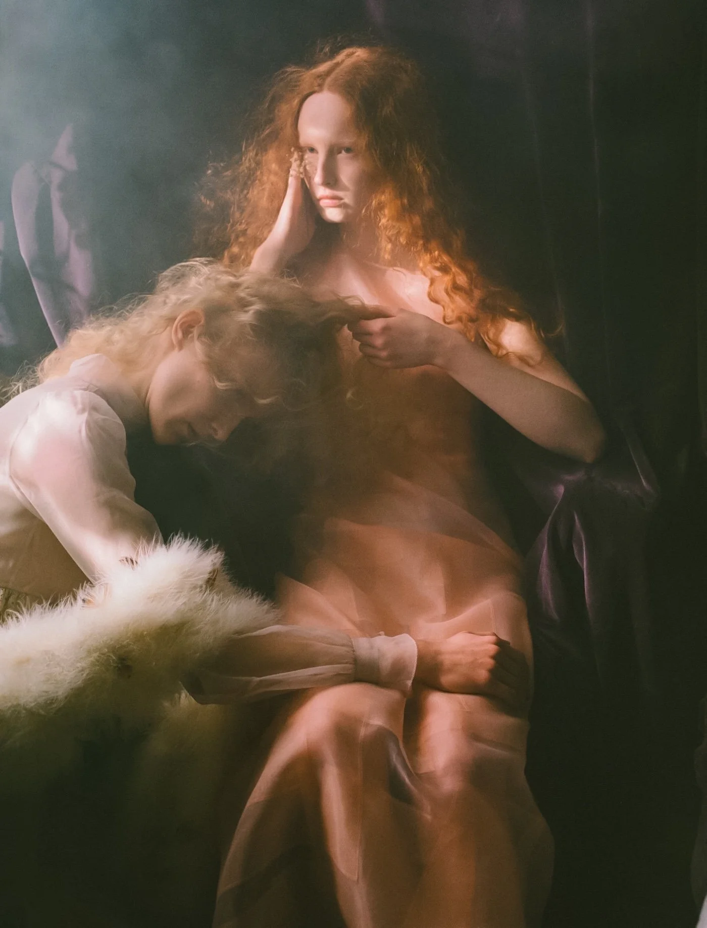 Elina-Kechicheva-Numero-253-April-May-2024-9.jpg