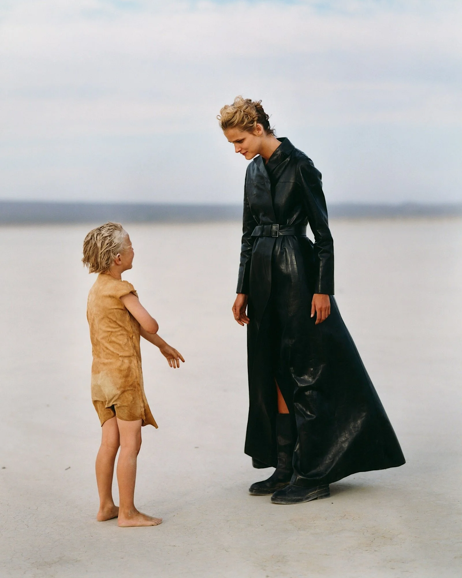 Madly-Max-by-Arthur-Elgort-Vogue-September-2000-3.jpg
