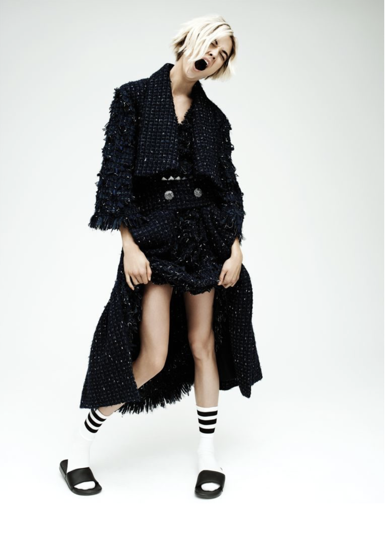 Karlie-Kloss-by-Gregory-Harris-Interview-September-2013-2.png
