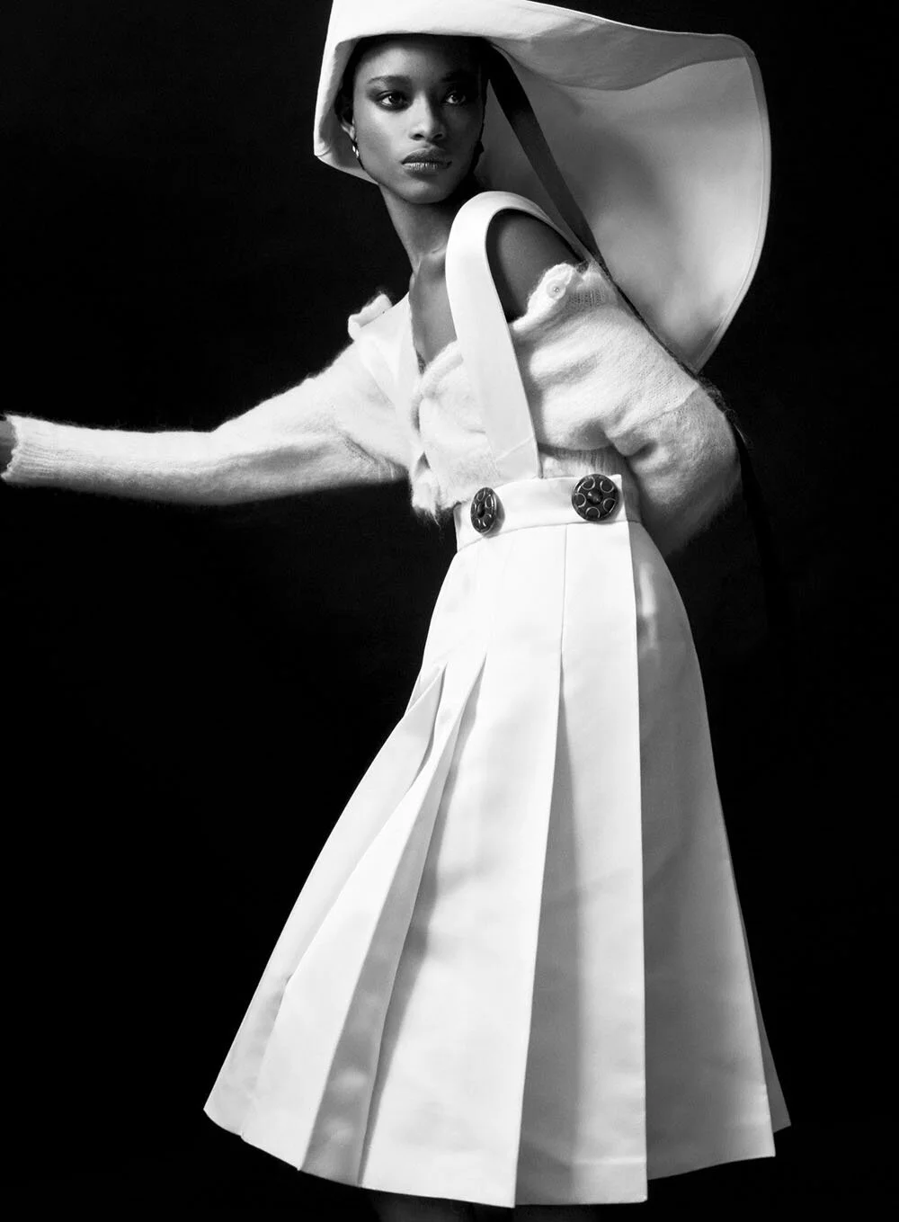 Sebastian Kim Flashes Mayowa Nicholas in 'Opposites Attract' for Harper's Bazaar US