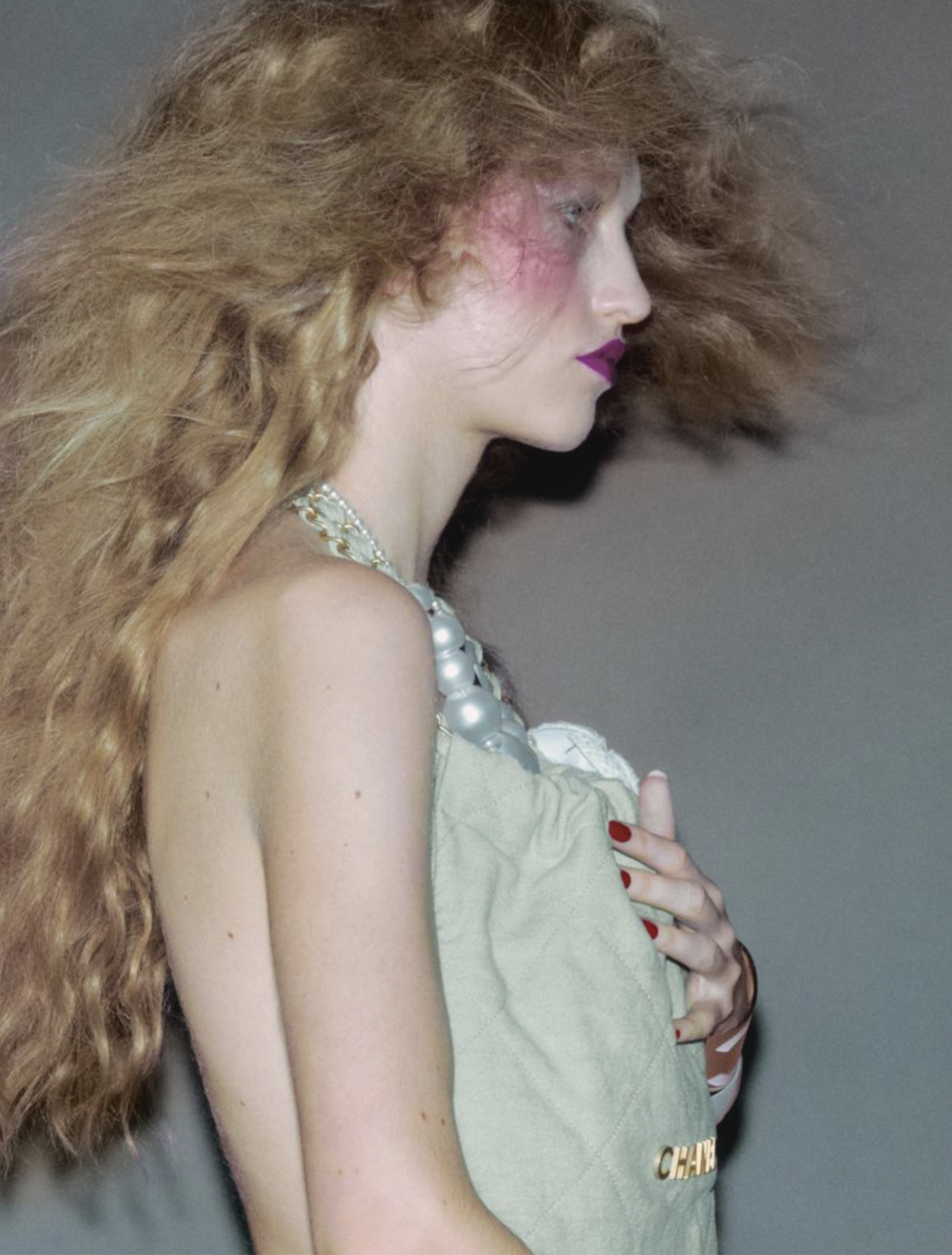Apolline-Rocco-Fohrer-by-Nick-Yang-W-Magazine-China-Art-Issue-Volume-1-2025-15.png