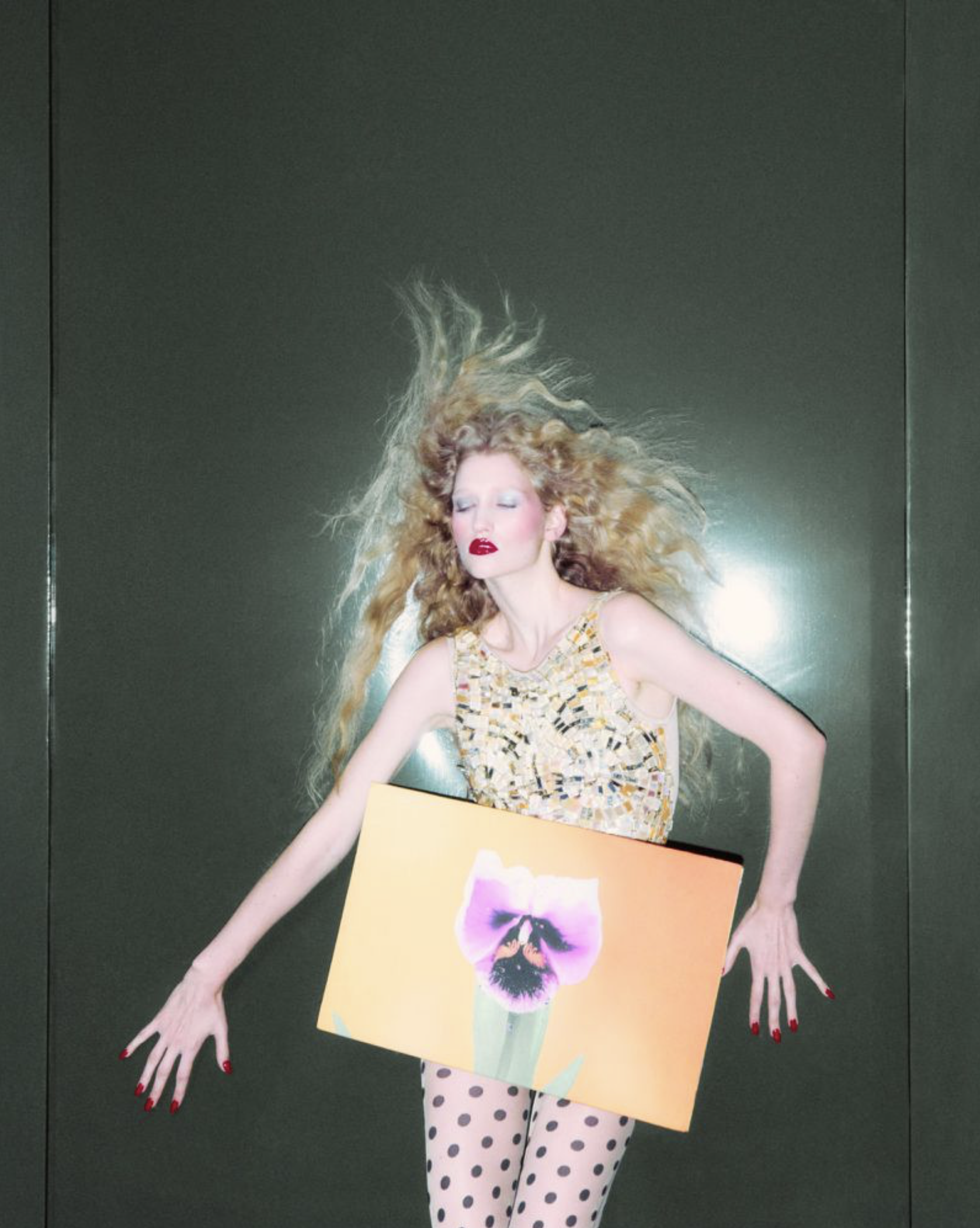 Apolline-Rocco-Fohrer-by-Nick-Yang-W-Magazine-China-Art-Issue-Volume-1-2025-19.png
