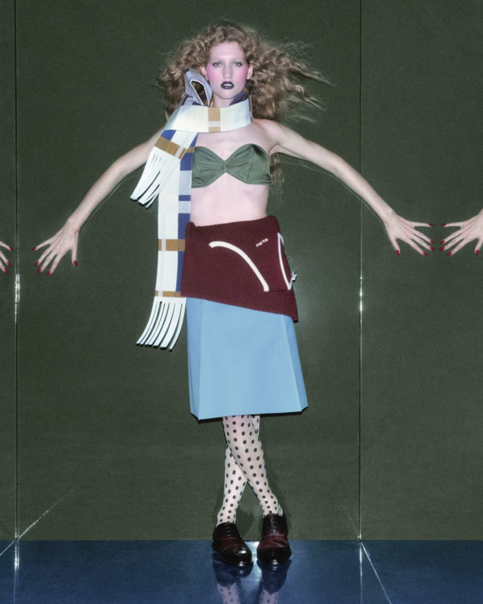 Apolline-Rocco-Fohrer-by-Nick-Yang-W-Magazine-China-Art-Issue-Volume-1-2025-21.png