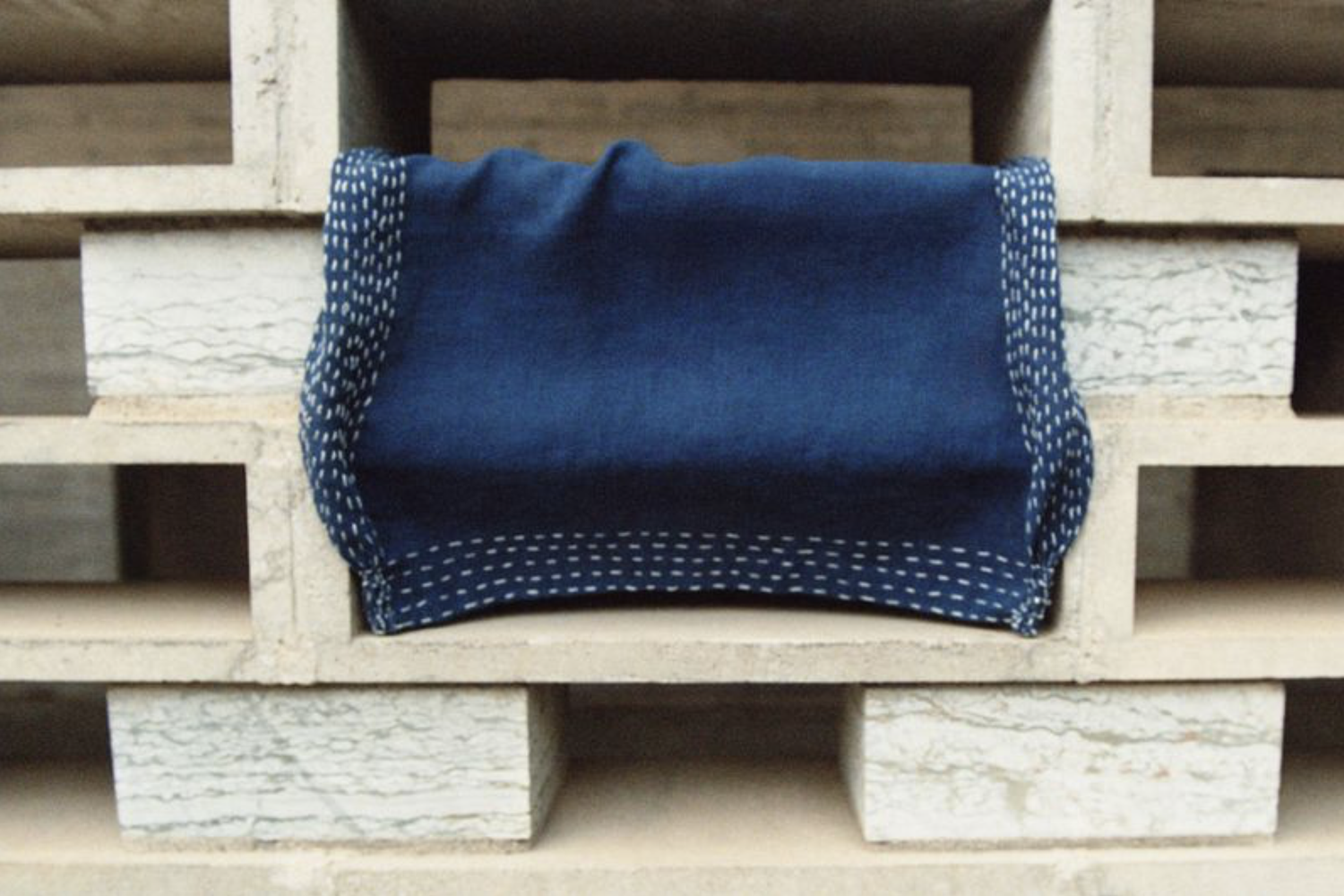 Zara Taps Chinese Fiber Sculptor Artist Fanglu Lin's 1st Collab