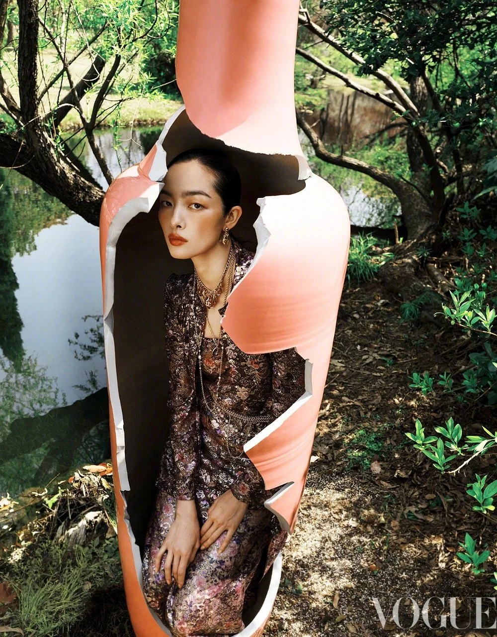 FeiFei-Sun-by-Zhong-Lin-Vogue-China-May-2025-7.jpg