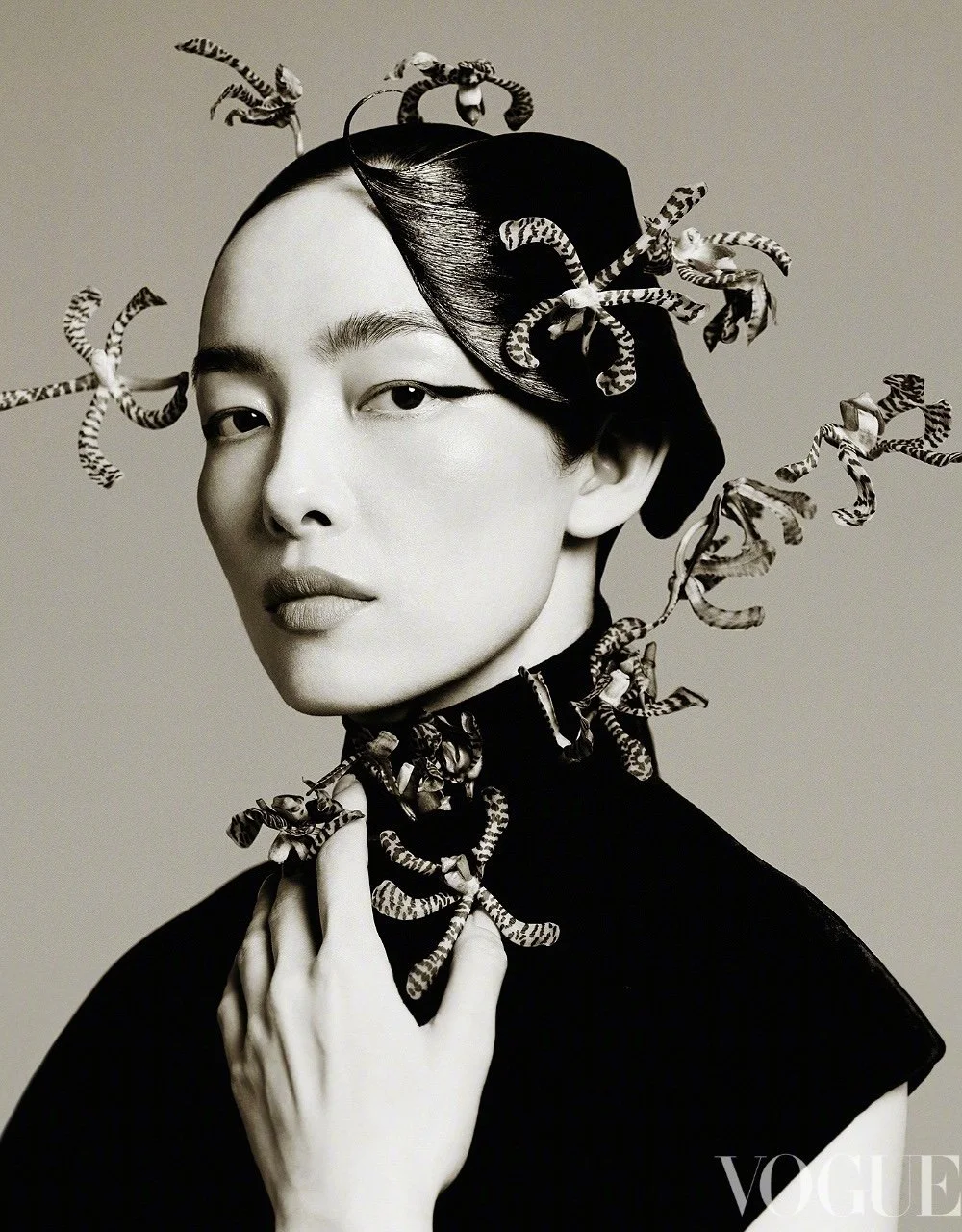 FeiFei-Sun-by-Zhong-Lin-Vogue-China-May-2025-22.jpg