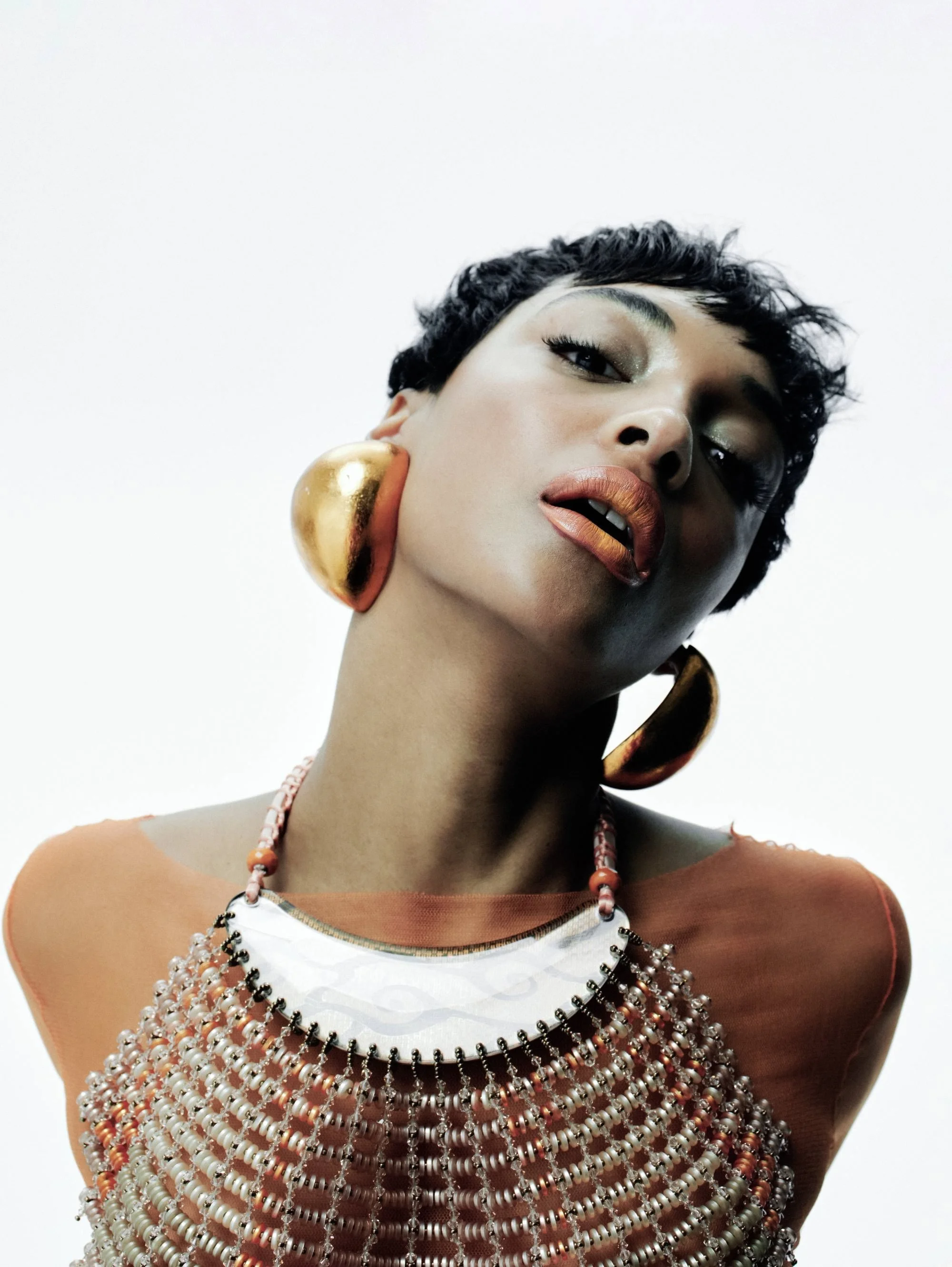Jourdan-Dunn-by-Javier-Biosca-Harpers-Bazaar-Espana-May-2025-8.jpg