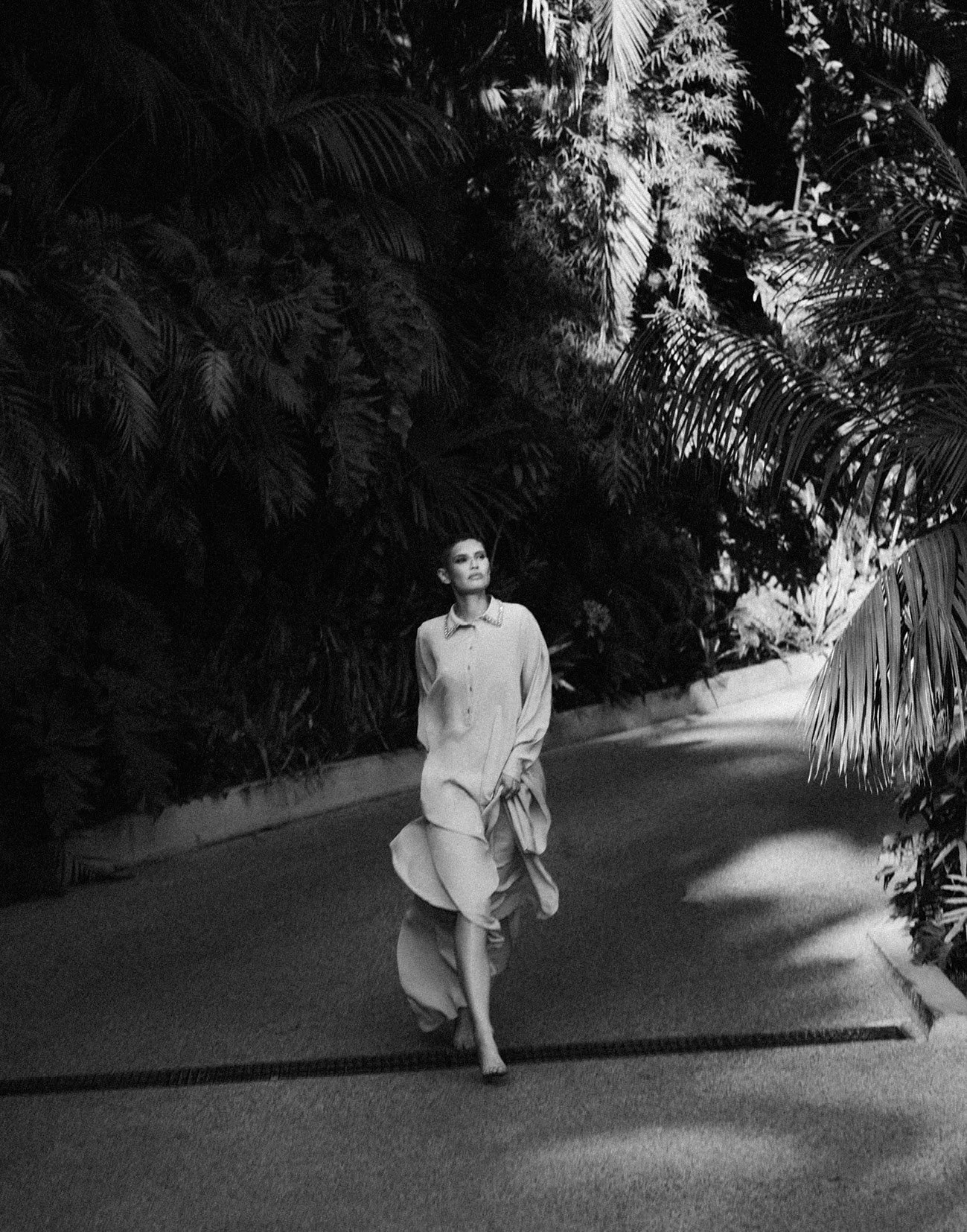 Bianca-Balti-by-Matt-Easton-Vogue-Adria-May-2025-6.jpeg