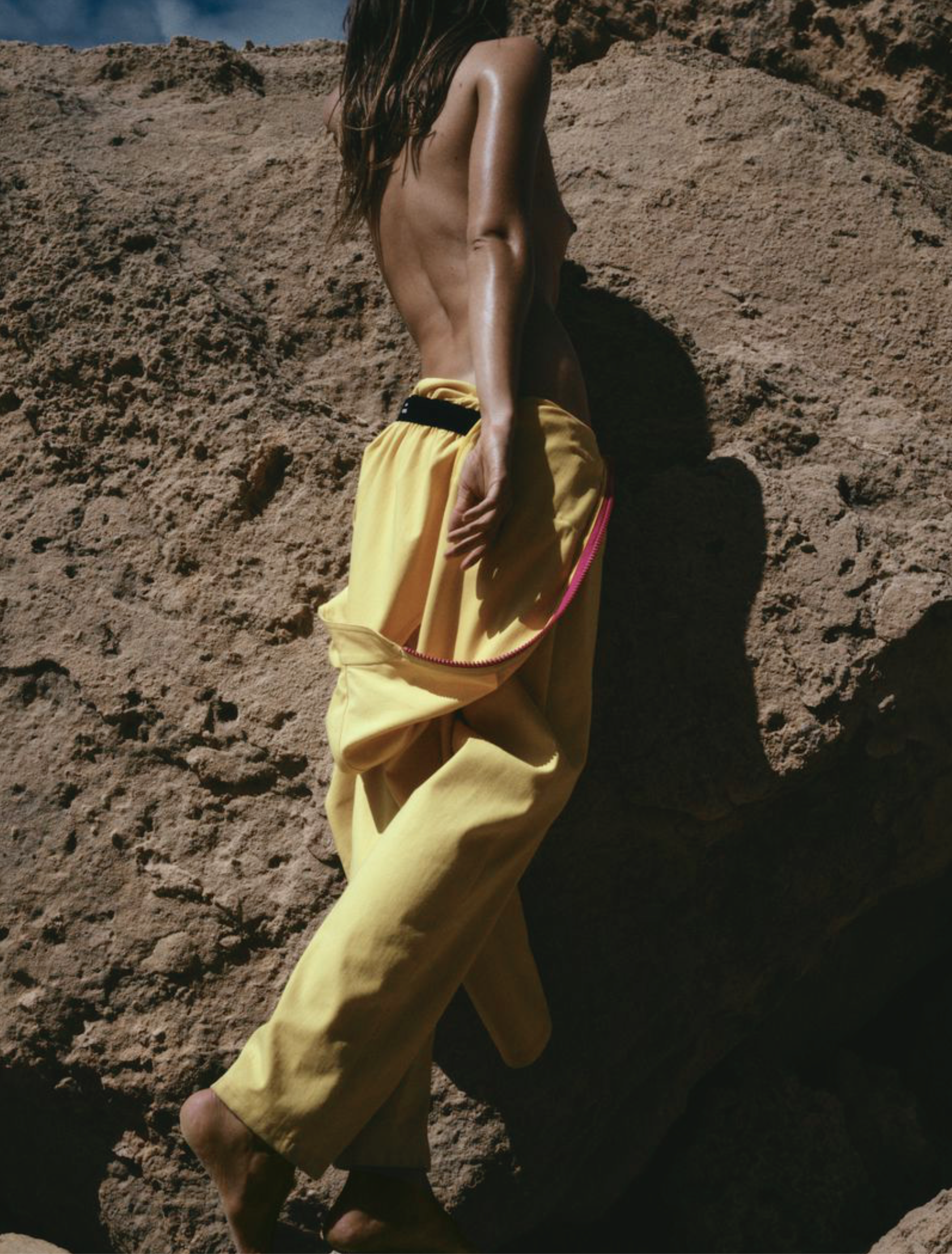 Andreea-Diaconu-by-Yulia-Gorbachenko-Numero-France-June-2025-3.png
