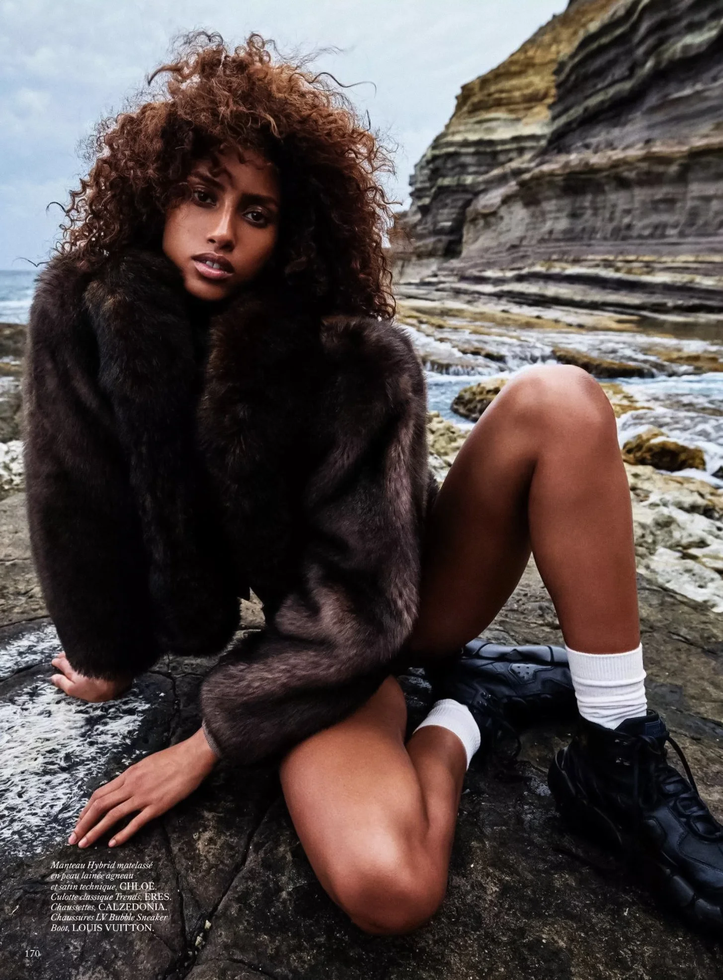 Imaan-Hammam-by-Mario-Sorrenti-Vogue-France-June-July-2025-2.jpg