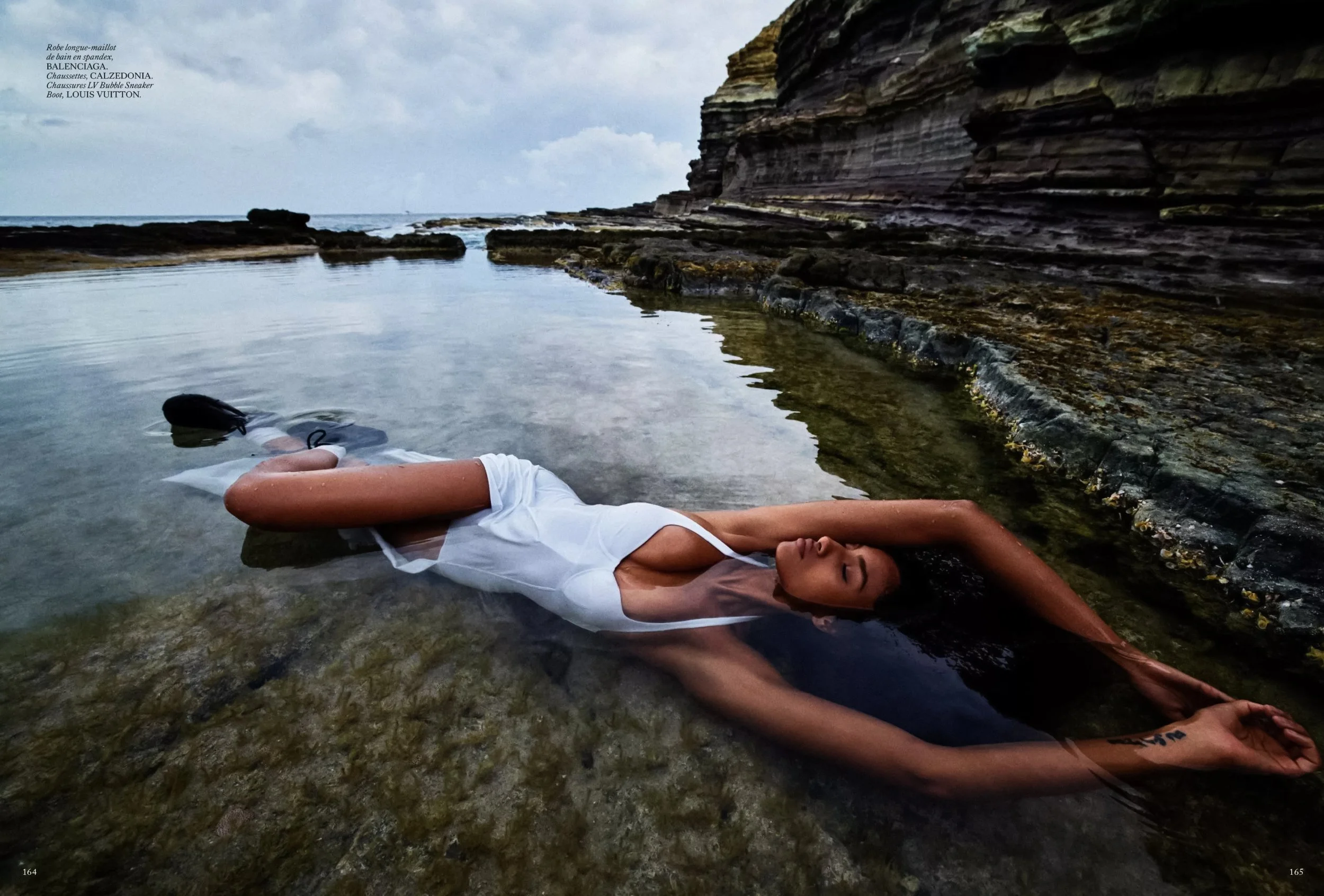 Imaan-Hammam-by-Mario-Sorrenti-Vogue-France-June-July-2025-3.jpg