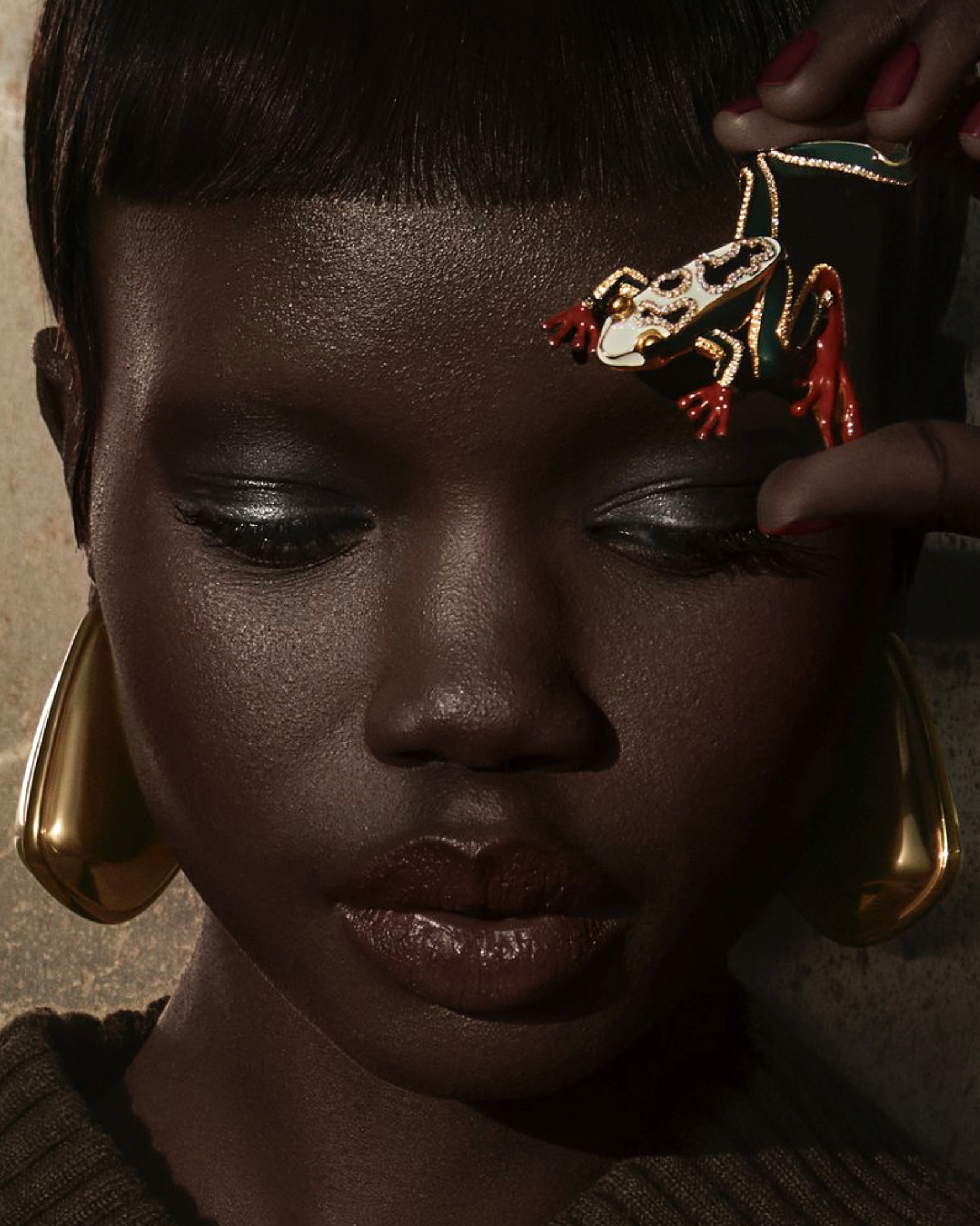 Akerr-Ajak-by-Raul-Tovar-Bottega-Veneta-Vogue-Mexico-5.png