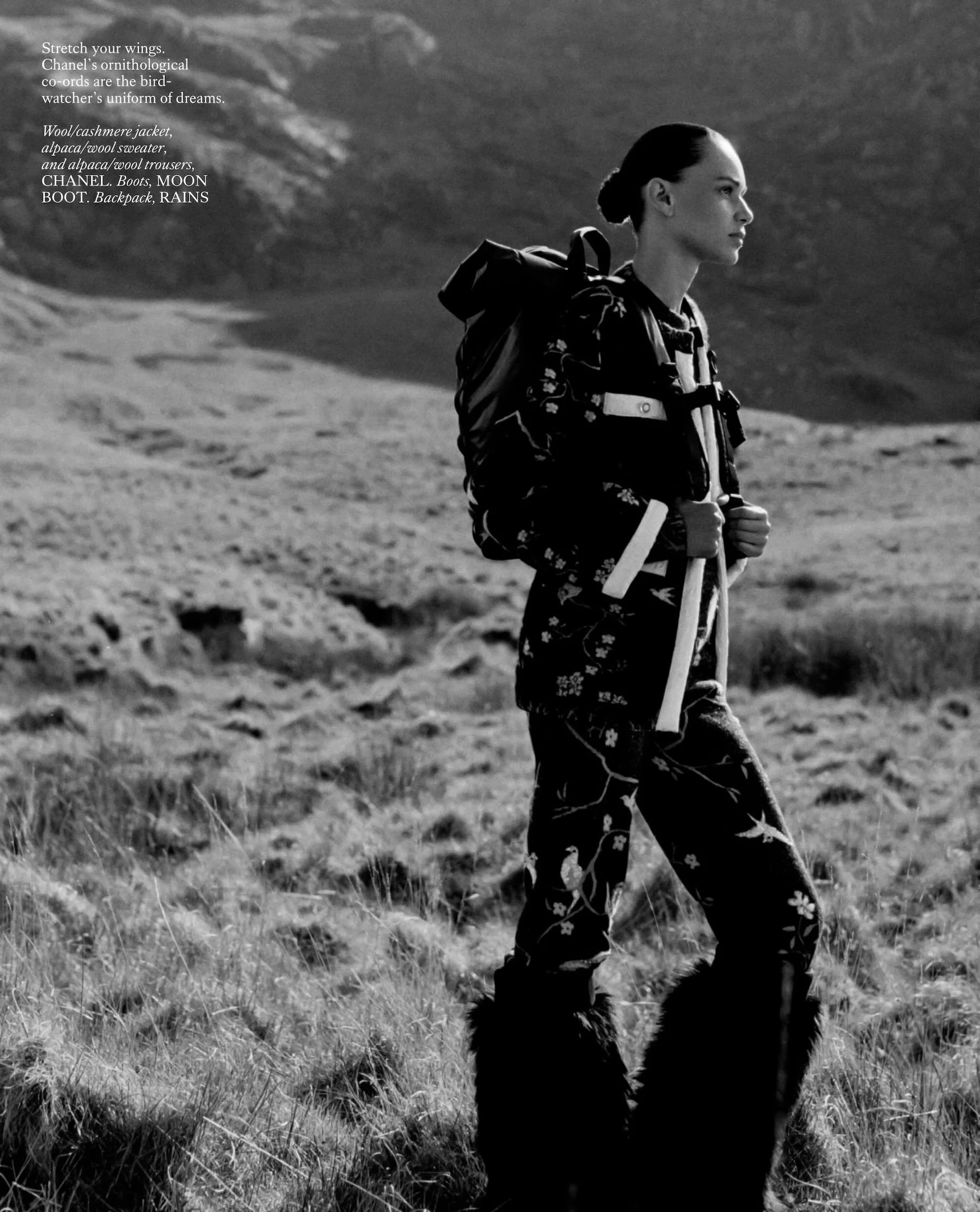 Binx-Walton-by-Malick-Bodian-Vogue-July-2025-11.jpg