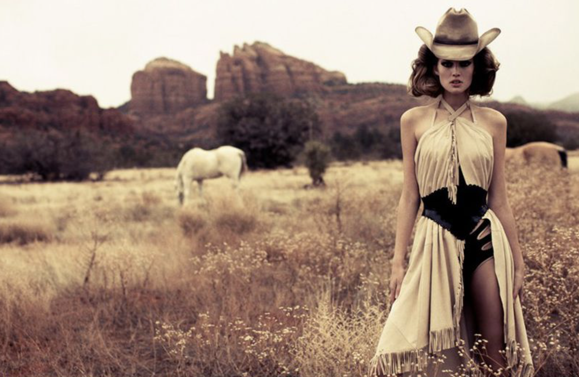 Toni-Garrn-by-Greg-Kadel-Vogue-Germany-March-2009-8.png