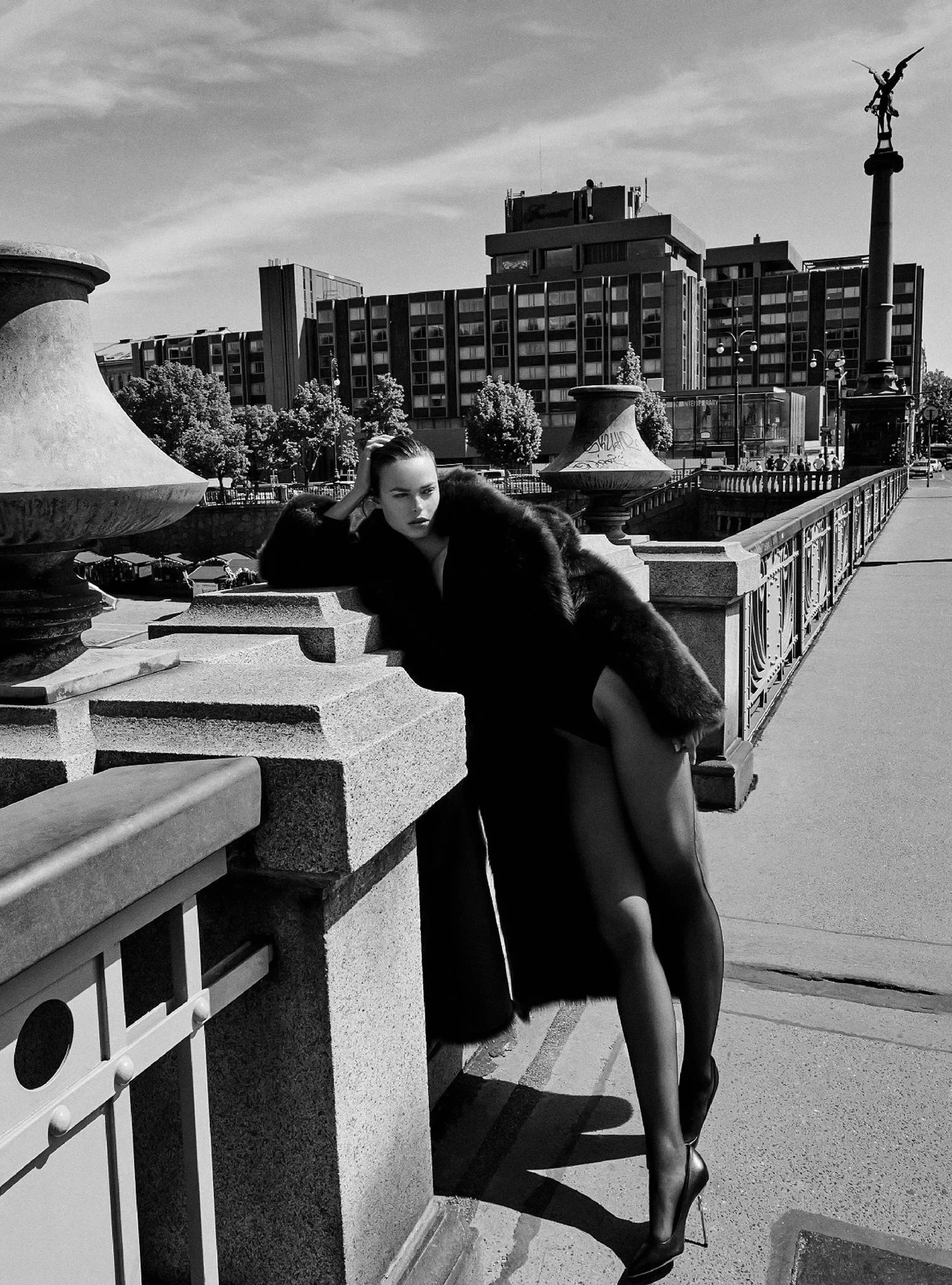Birgit-Kos-by-Branislav-Simoncik-Harpers-Bazaar-Czech-July-2025-1.jpg