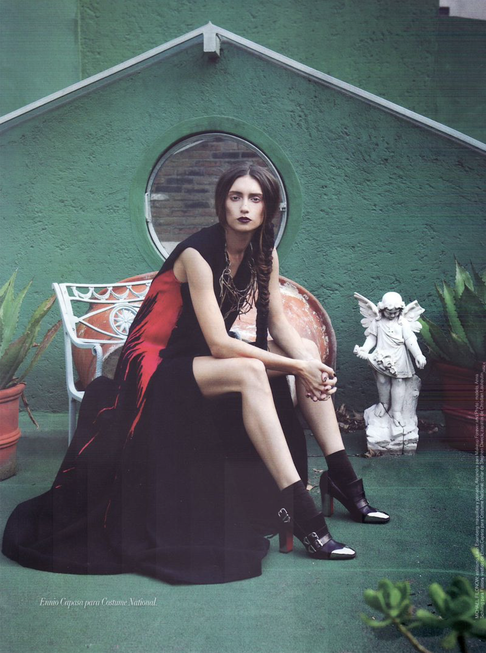 Anna-Schilling-by-Mike-Filinow-Vogue-Mexico-November-2012-1.png