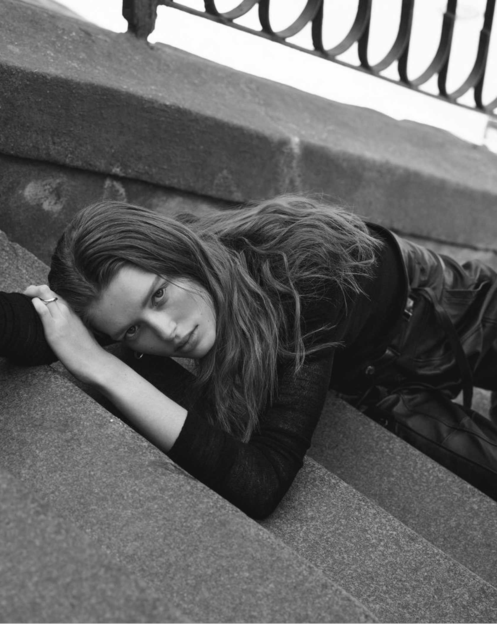 Stella-Hanan-by-Bruno-Staub-Vogue-UK-July-2025-8.png