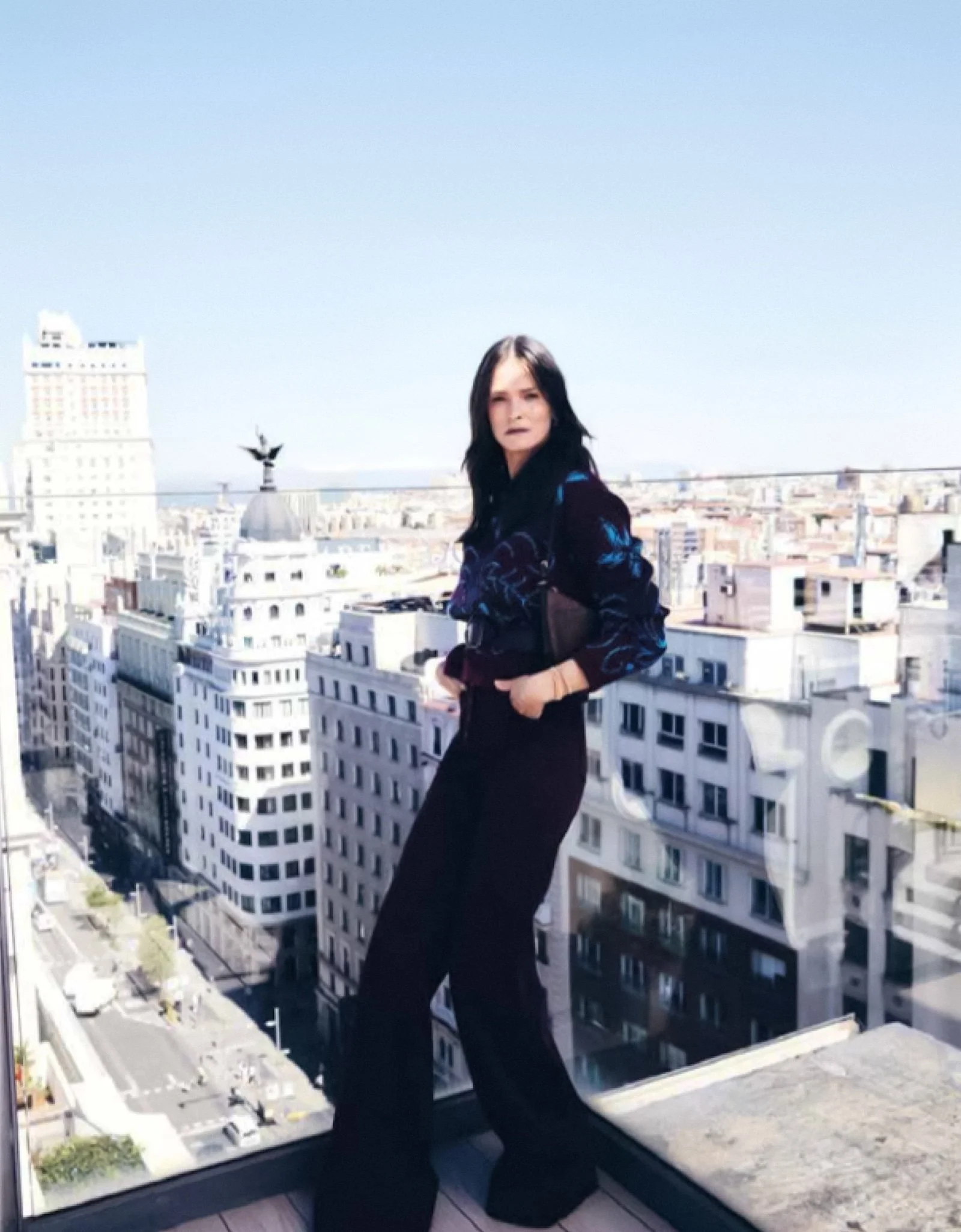 Carmen-Kass-by-Rocio-Ramos-Harpers-Bazaar-Spain-August-2025-7.jpg