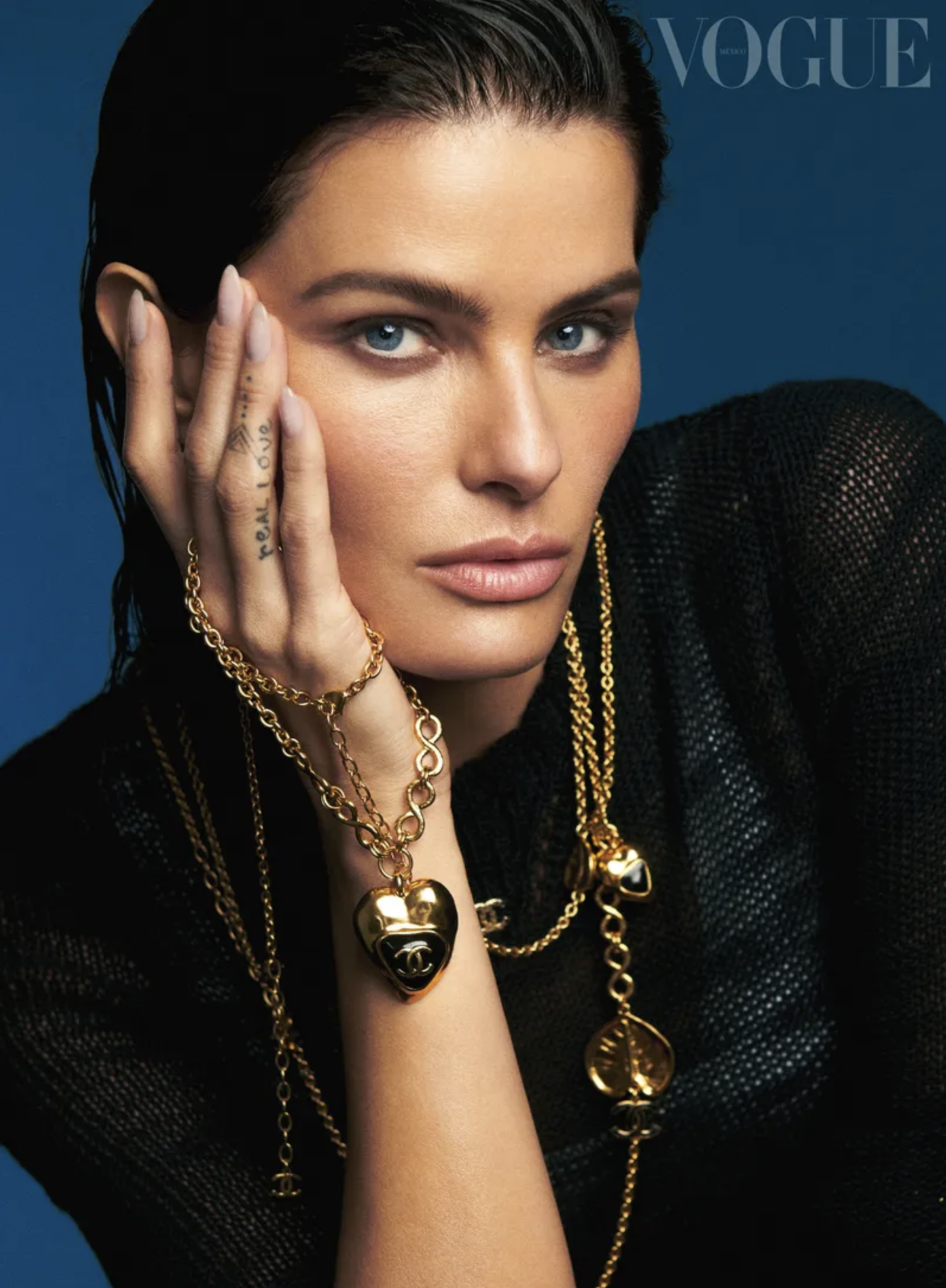 Isabeli-Fontana-by-Zee-Nunes-Vogue-Mexico-August-2025-1.png