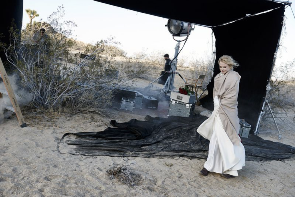 Nicole-Kidman-by-Peter-Lindbergh-American-Vogue-July-2015-2.png